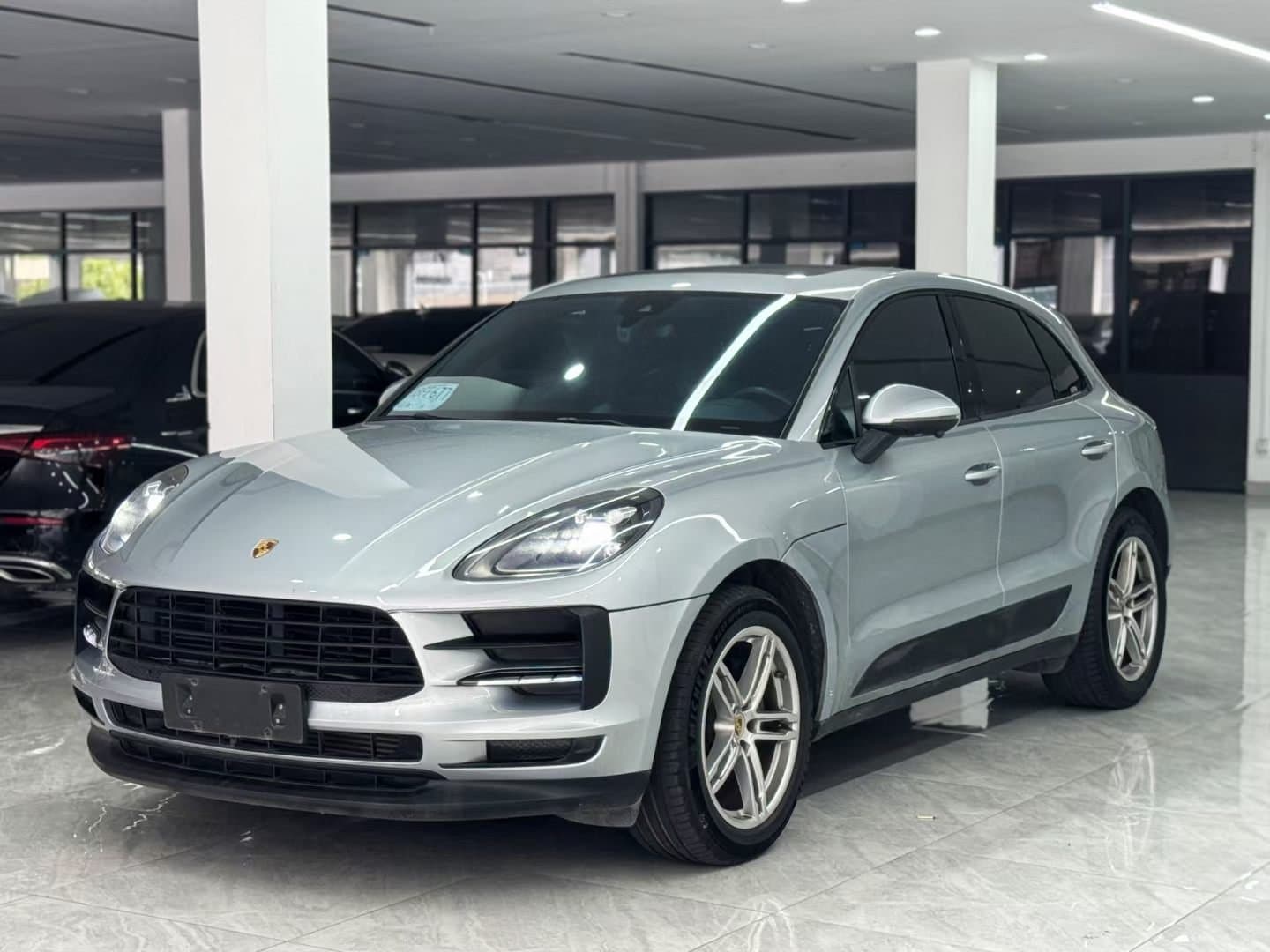 2020 Porsche Macan 2.0T Used Car