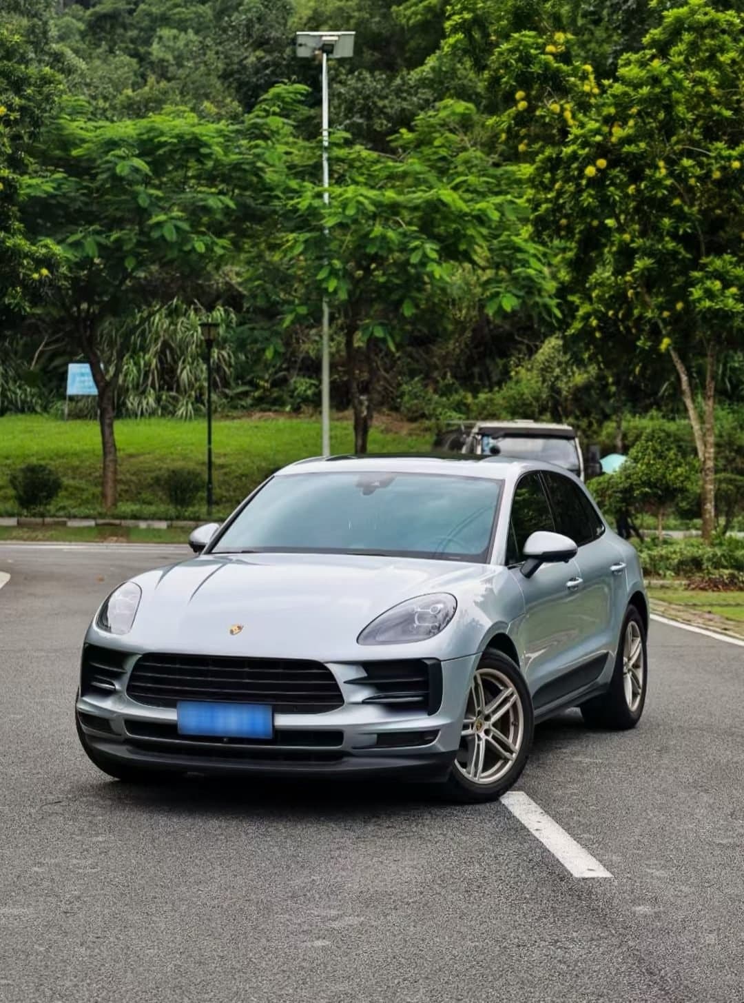 2020 Porsche Macan 2.0T Used Car gallery
