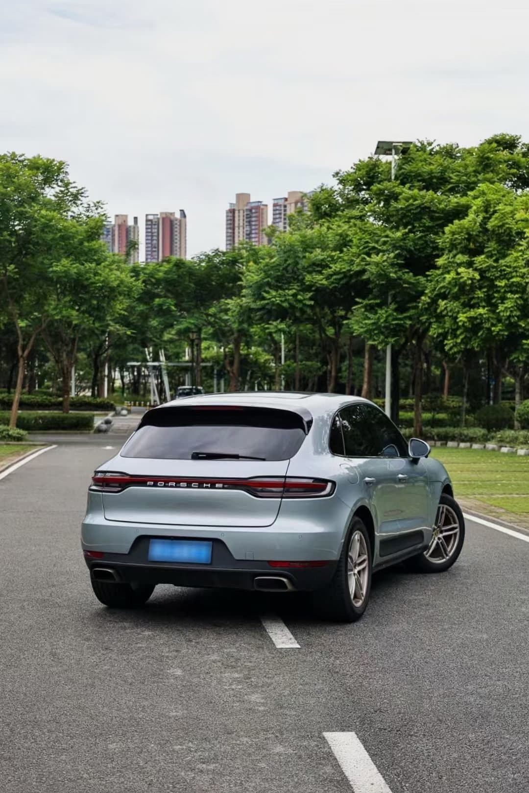 2020 Porsche Macan 2.0T Used Car gallery