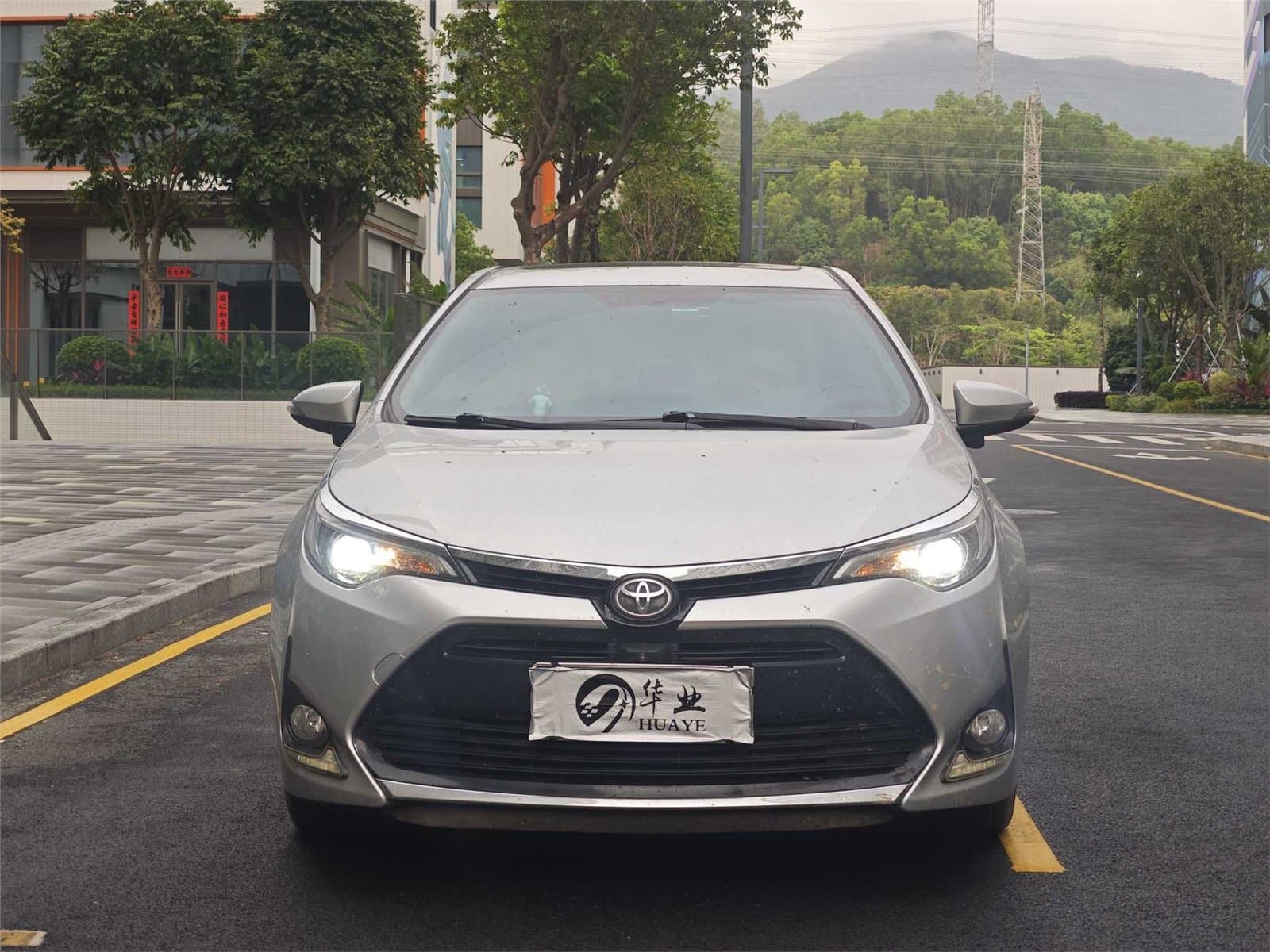 2018 Toyota Levin 185T CVT Premium Edition China V Used Car gallery