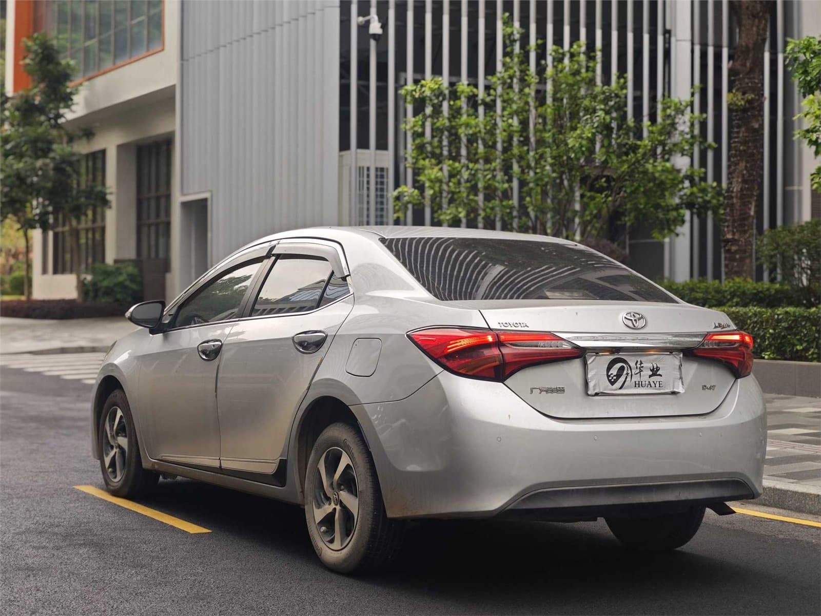 2018 Toyota Levin 185T CVT Premium Edition China V Used Car gallery
