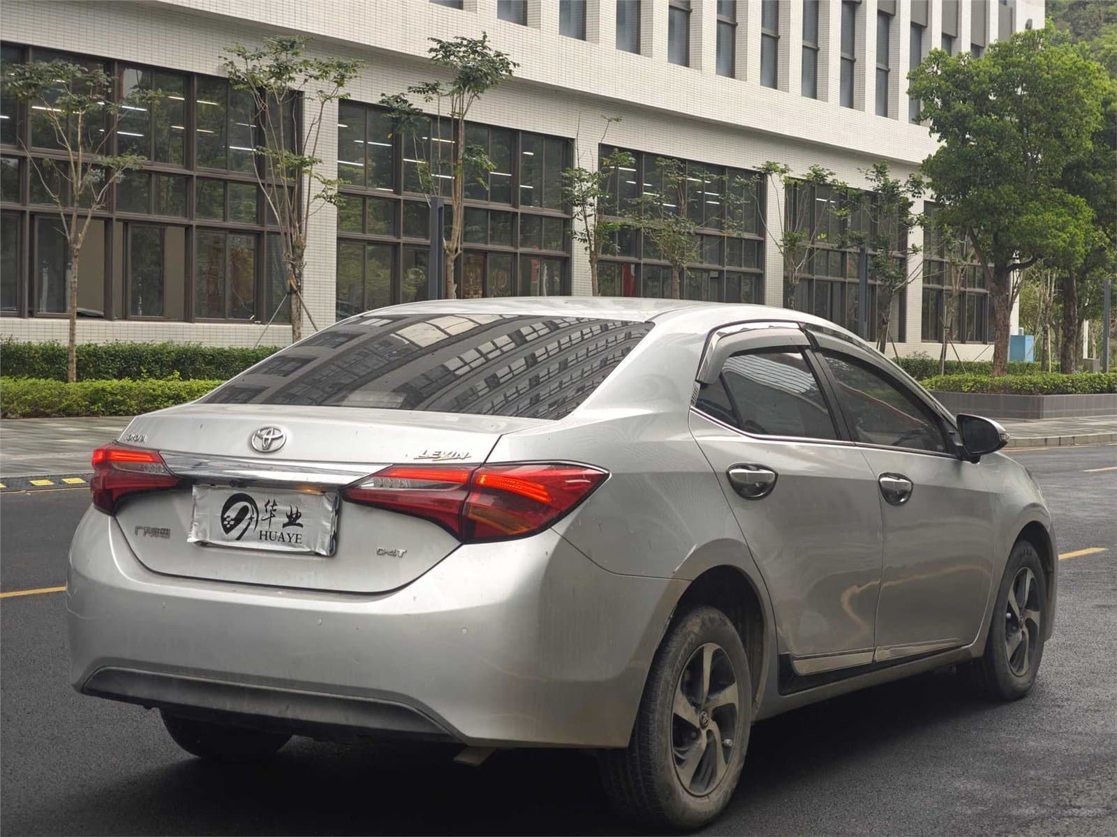 2018 Toyota Levin 185T CVT Premium Edition China V Used Car gallery