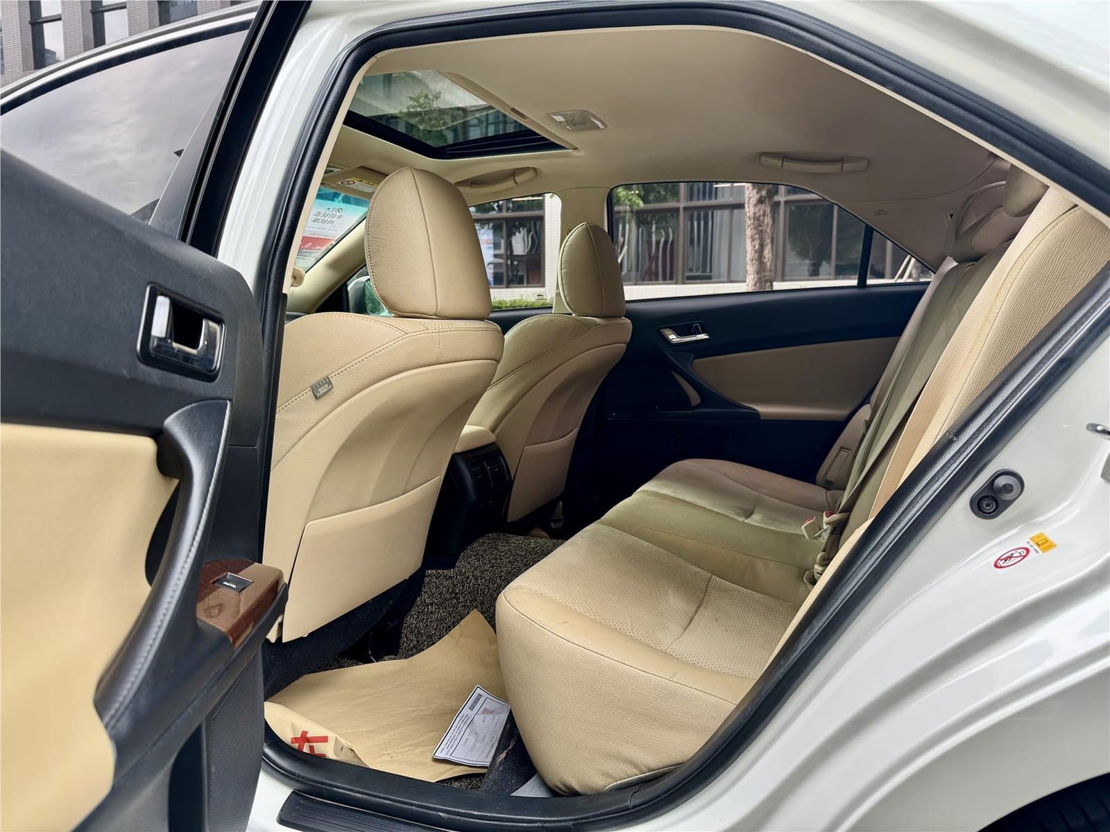 2013 Toyota Reiz 2.5V Used Car gallery