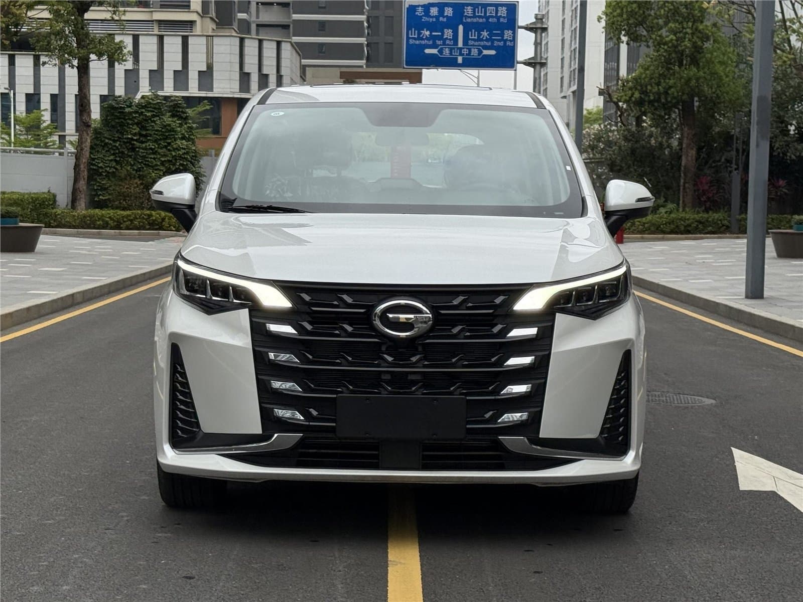 2023 GAC Trumpchi M6 PRO 270T DCT Luxury Edition Used Car gallery