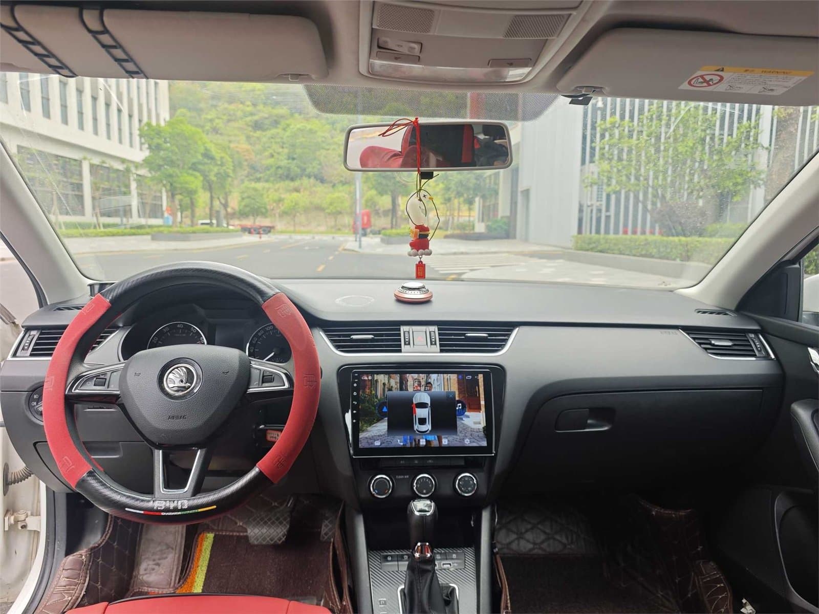 2019 Skoda Octavia 1.5L Automatic Comfort Edition China VI Used Car gallery