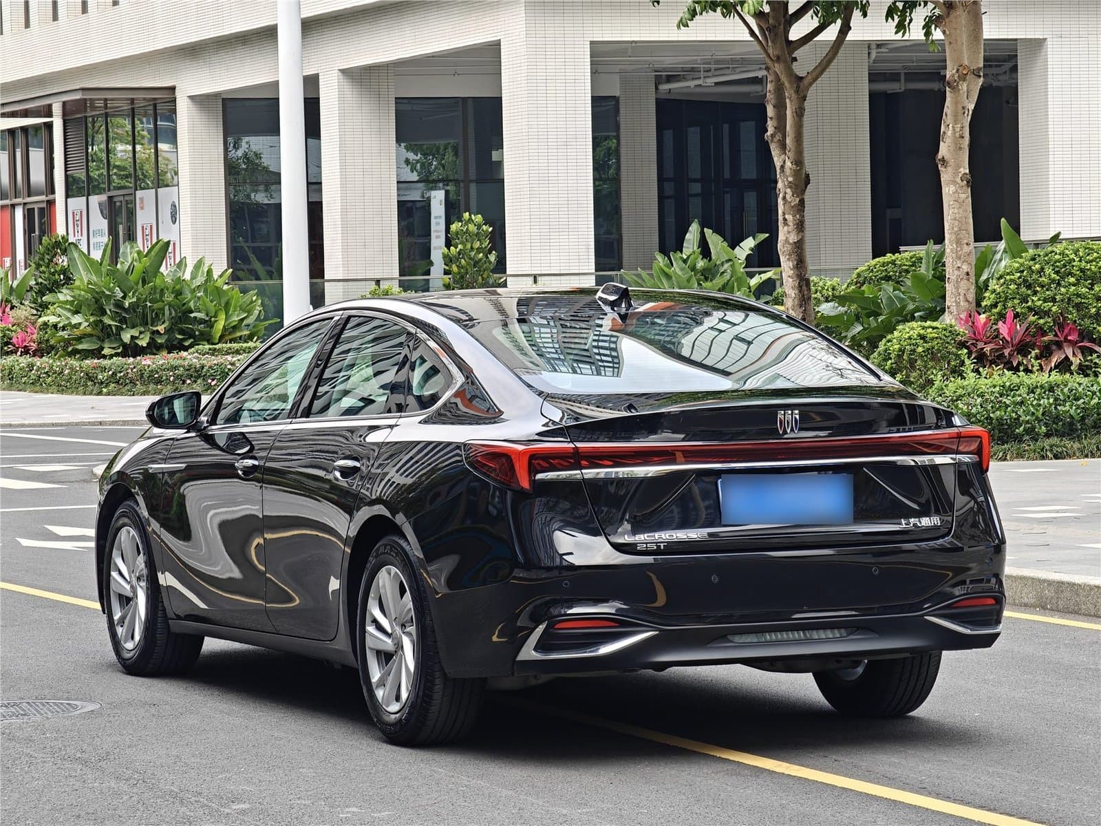 2023 Buick LaCrosse Facelift 25T Used Car gallery