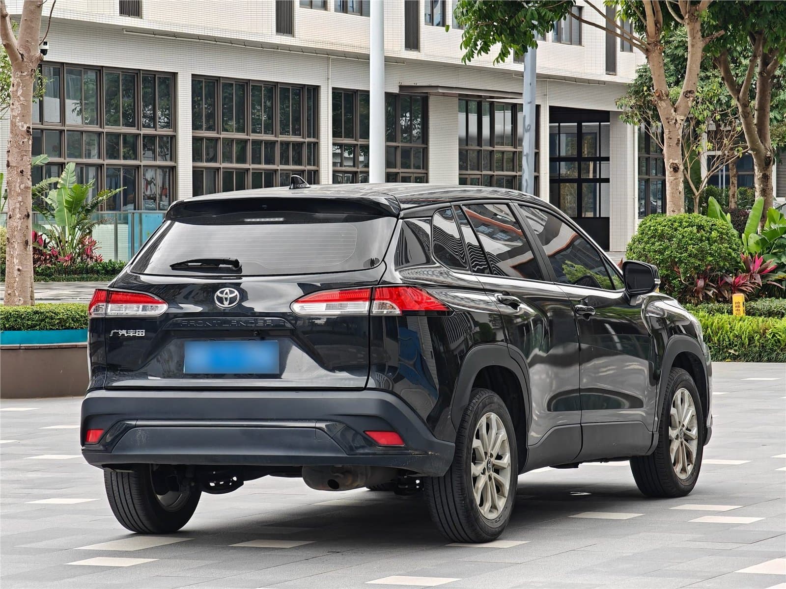 2024 Toyota Frontlander 2.0L CVT Elite Edition Used Car gallery
