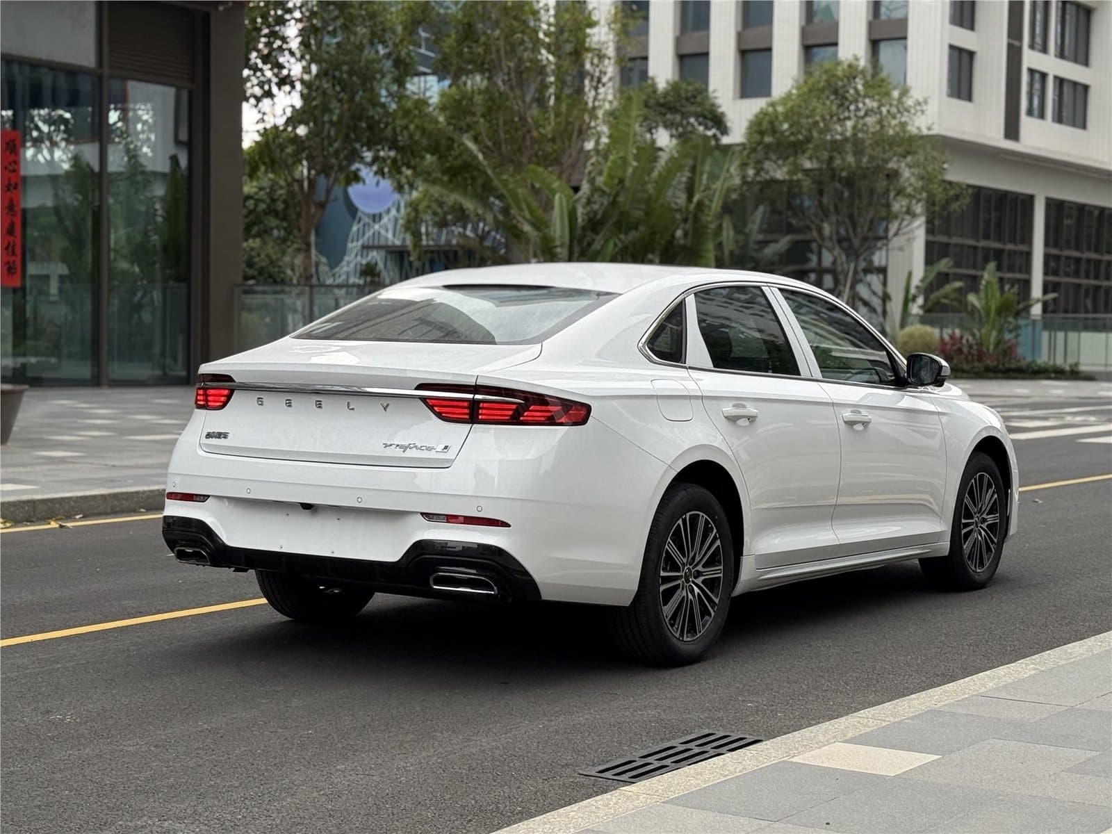 2026 Geely Preface 1.5TD Used Car gallery