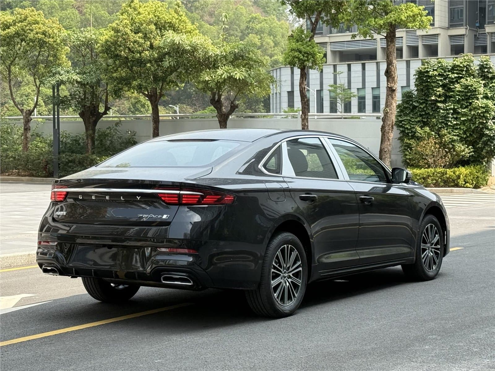 2026 Geely Preface 1.5TD Used Car gallery