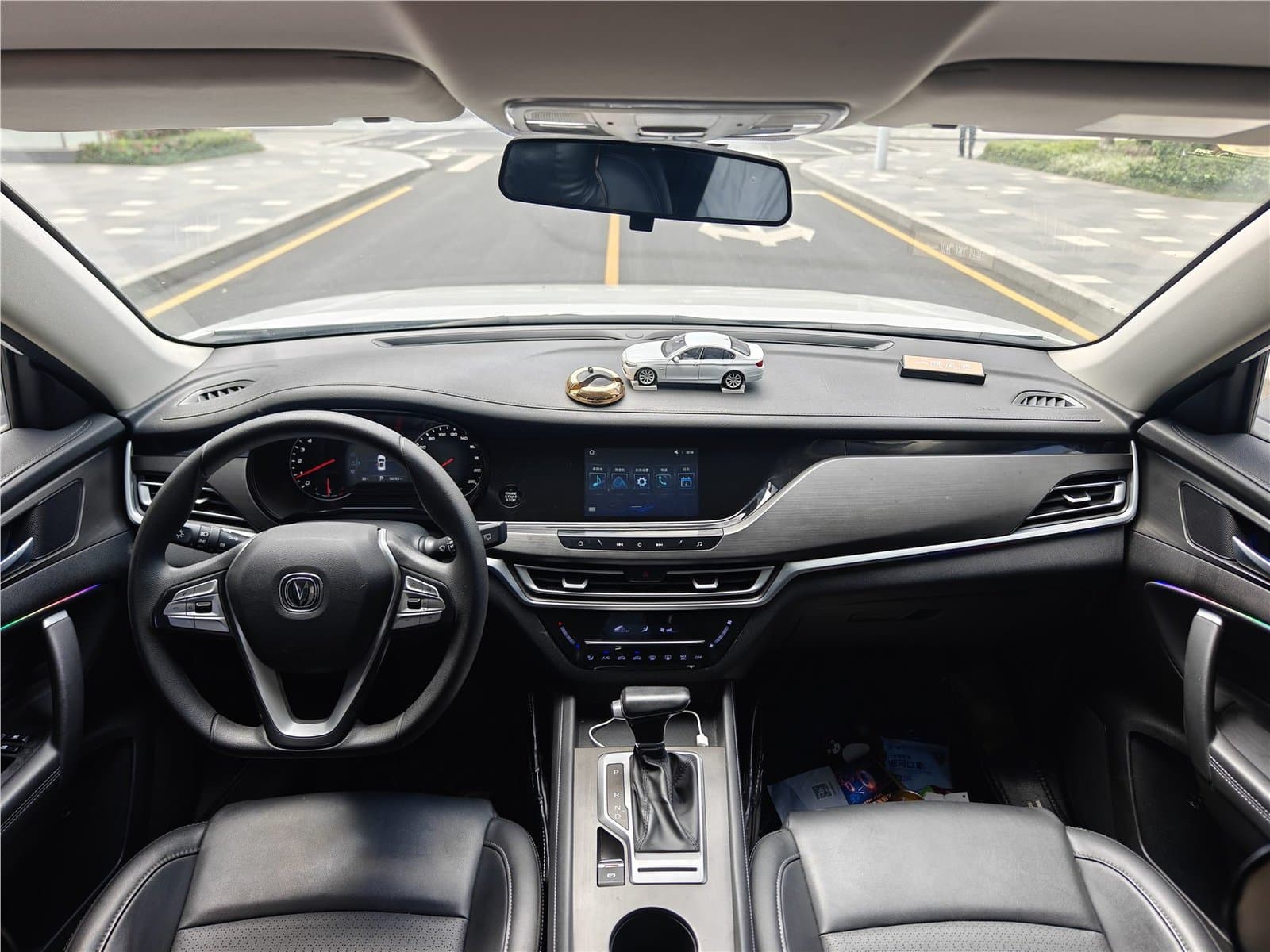 2021 Changan CS35 PLUS 1.6L CVT Elite Edition Used Car gallery