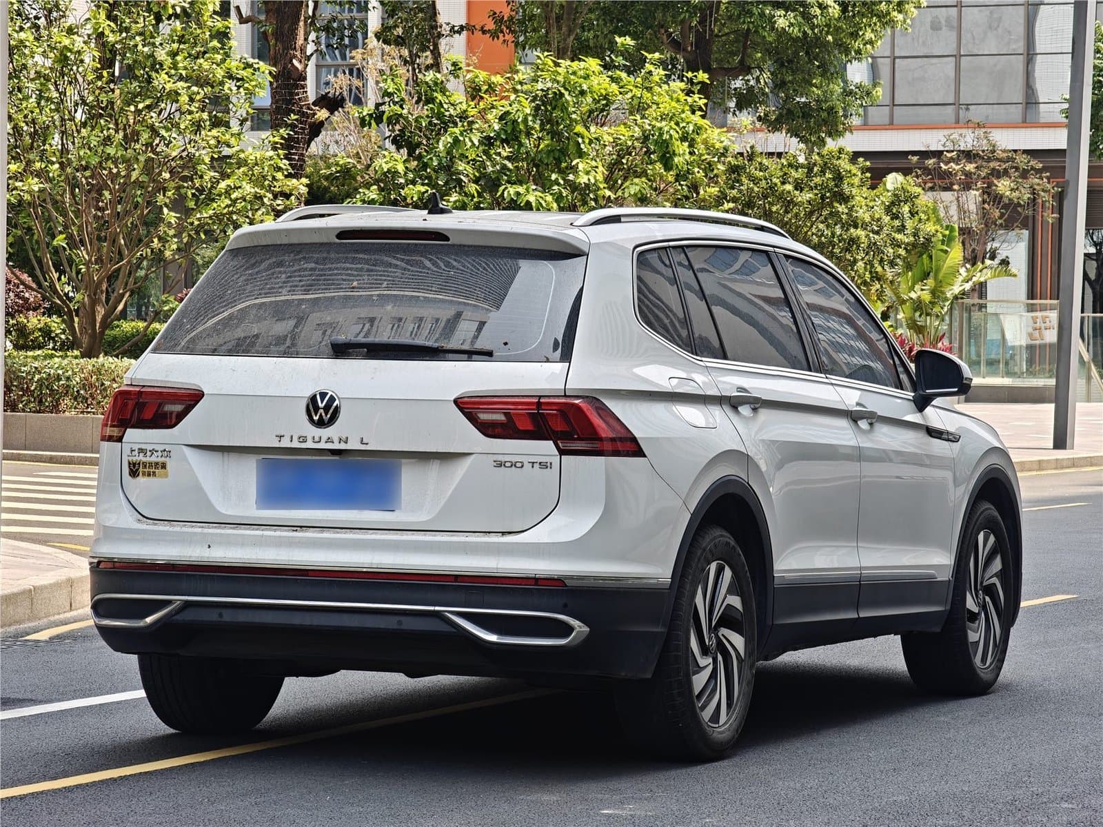 2024 Volkswagen Tiguan L 300TSI Automatic 2WD Used Car gallery