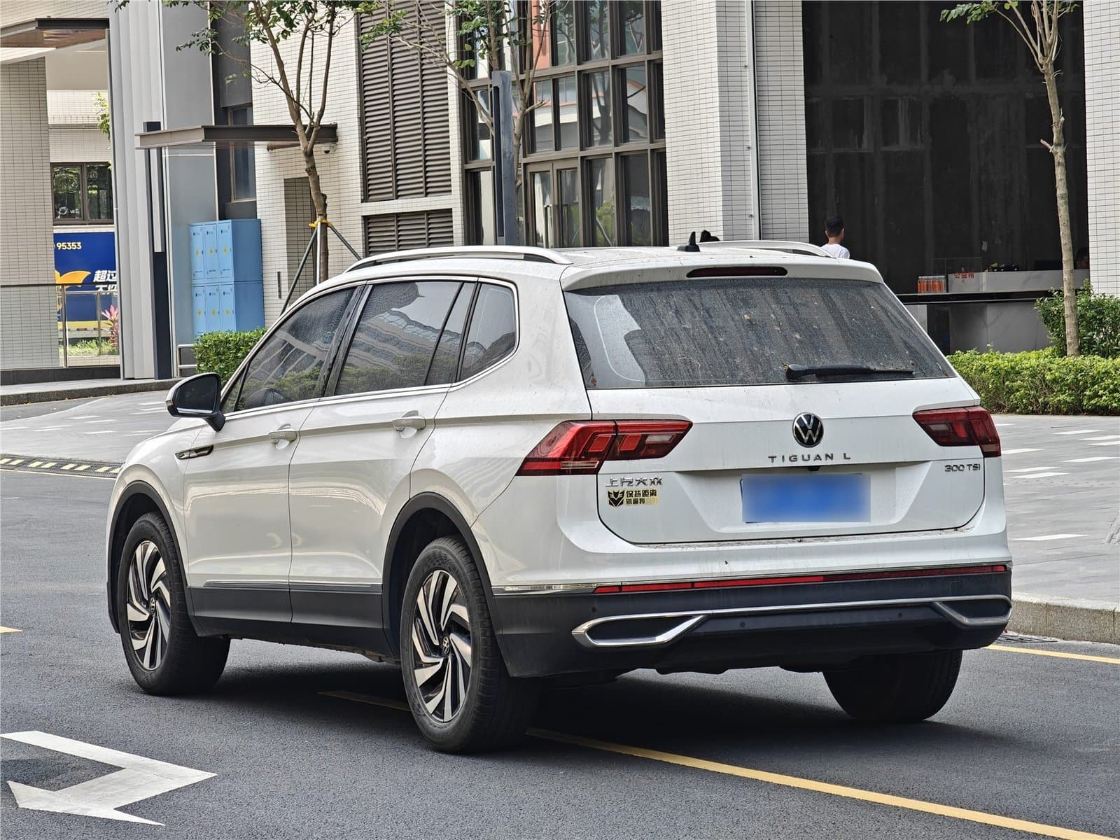 2024 Volkswagen Tiguan L 300TSI Automatic 2WD Used Car gallery