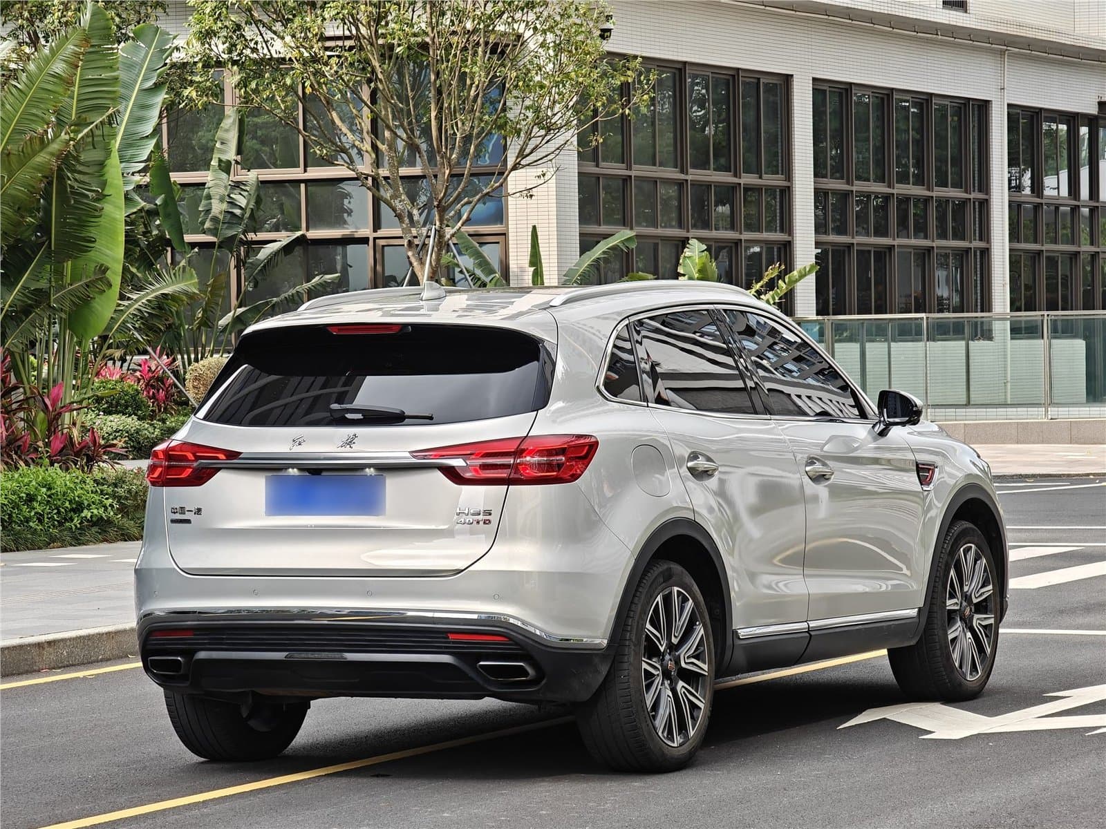 2022 Hongqi HS5 Facelift 2.0T 4WD Used Car gallery