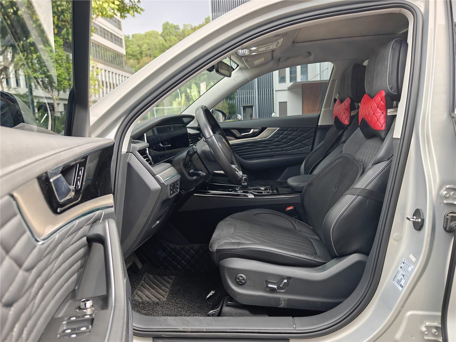 2022 Hongqi HS5 Facelift 2.0T 4WD Used Car gallery