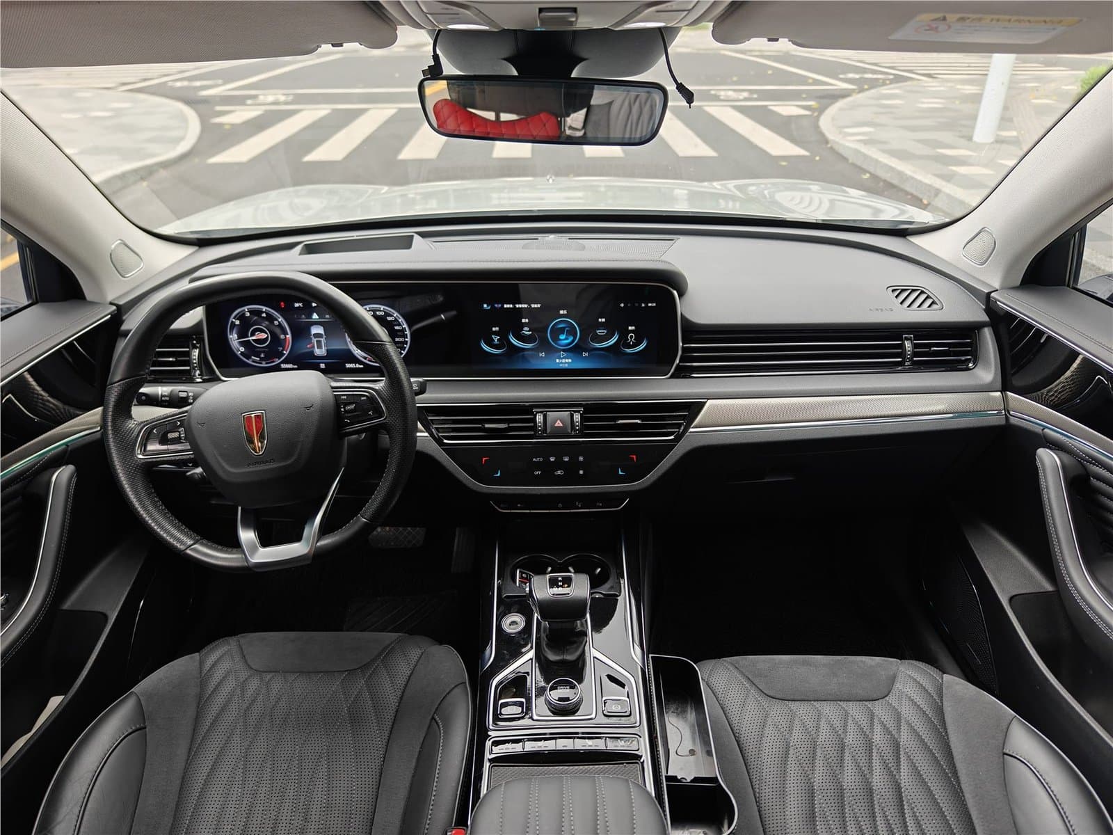 2022 Hongqi HS5 Facelift 2.0T 4WD Used Car gallery
