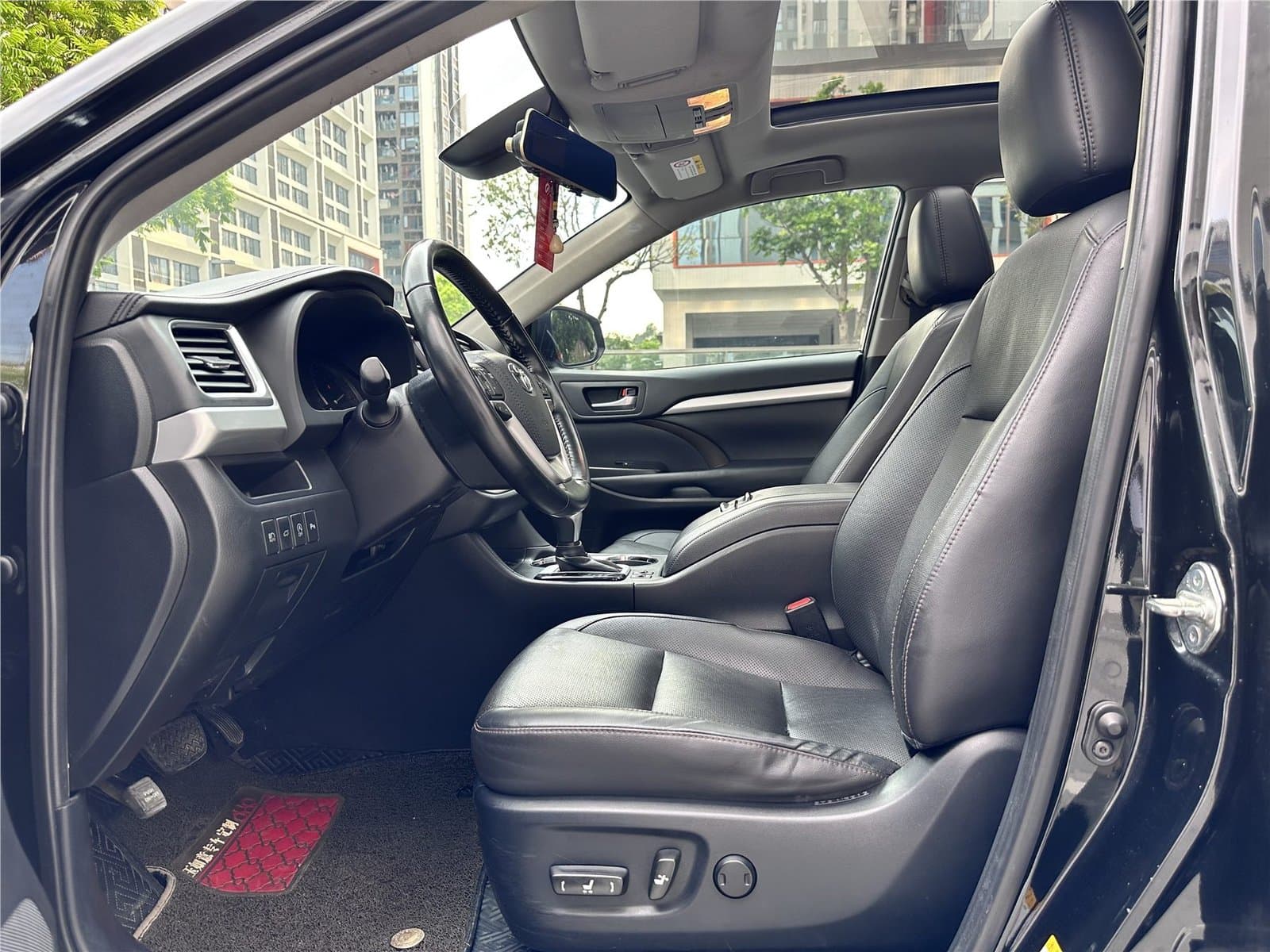 2018 Toyota Highlander 2.0T 4WD Premium Edition 7 China V Used Car gallery
