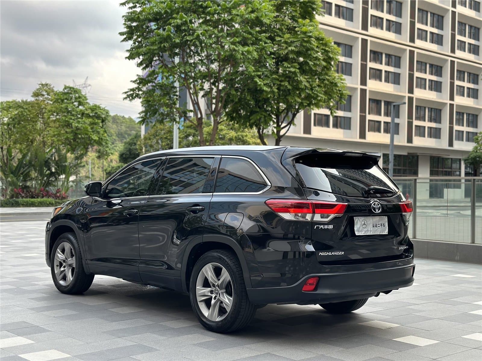 2018 Toyota Highlander 2.0T 4WD Premium Edition 7 China V Used Car gallery