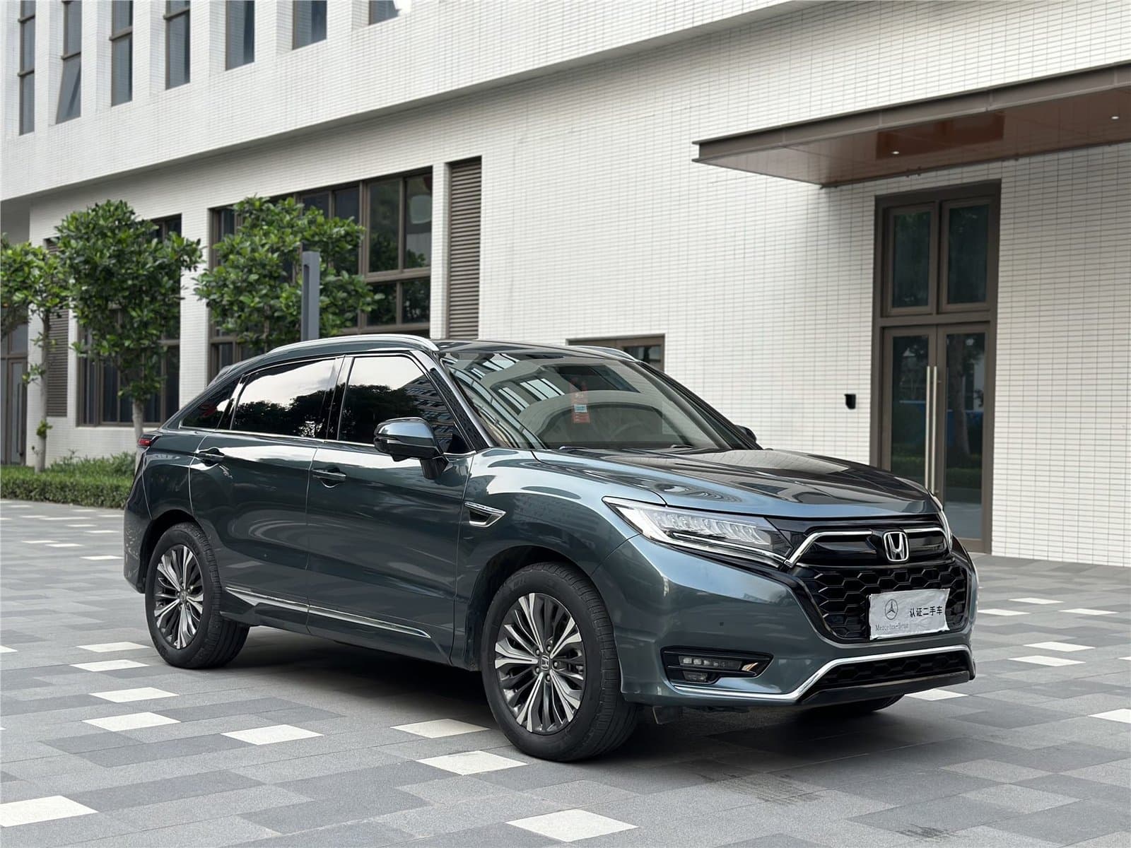 2020 Honda UR-V 370TURBO 2WD Used Car gallery