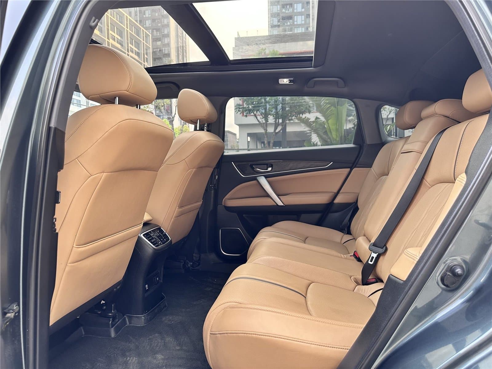 2020 Honda UR-V 370TURBO 2WD Used Car gallery