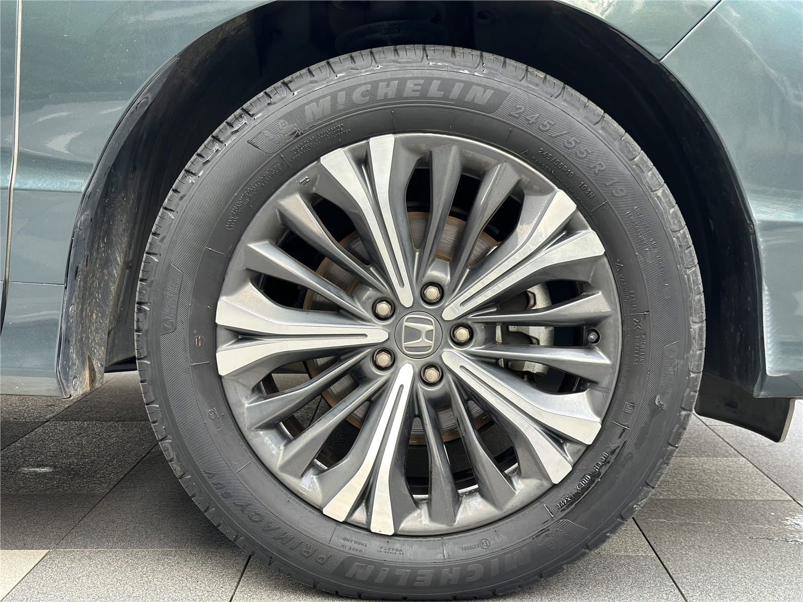2020 Honda UR-V 370TURBO 2WD Used Car gallery