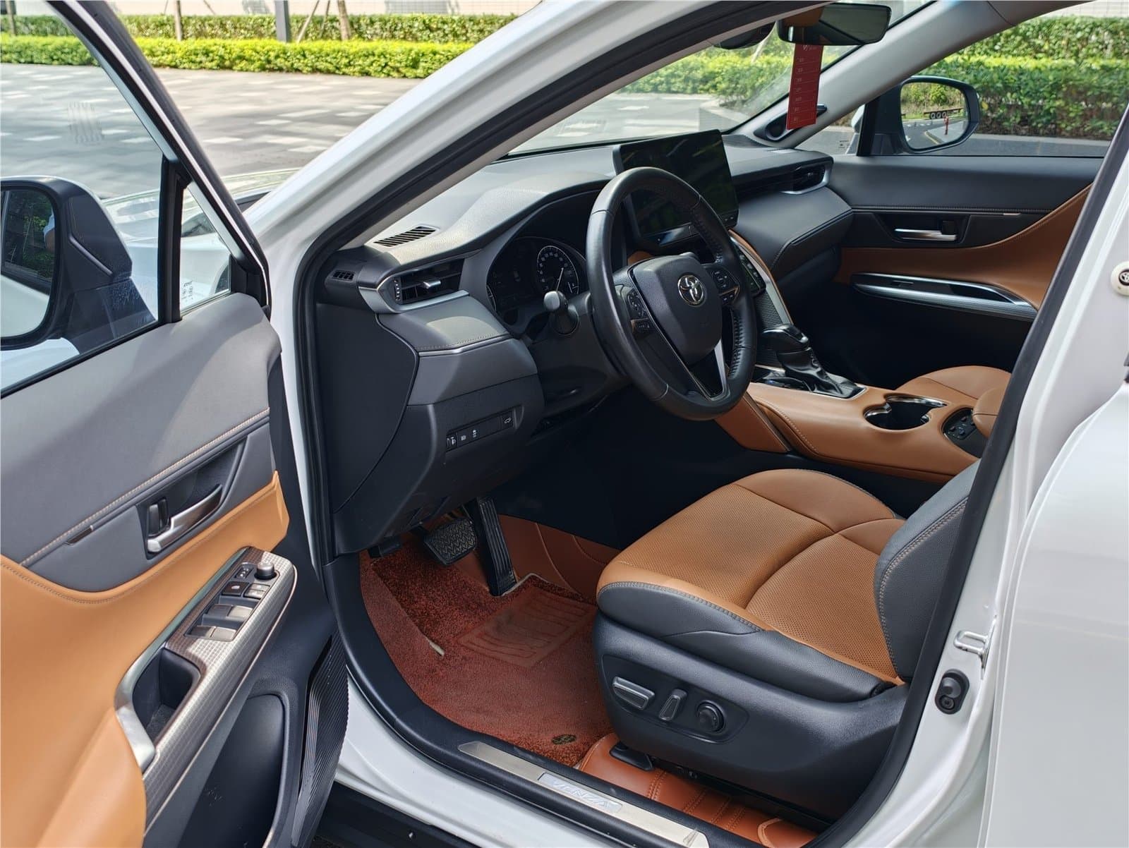 2022 Toyota Venza 2.0L CVT2WD Premium Edition Used Car gallery