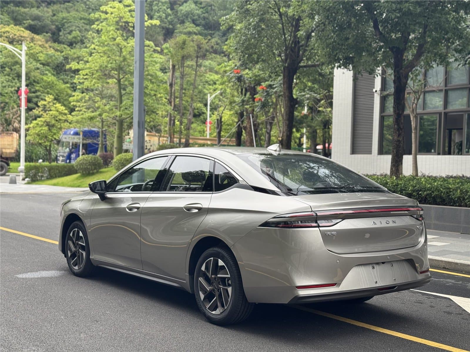 2026 GAC Aion AION S Plus Used Car gallery