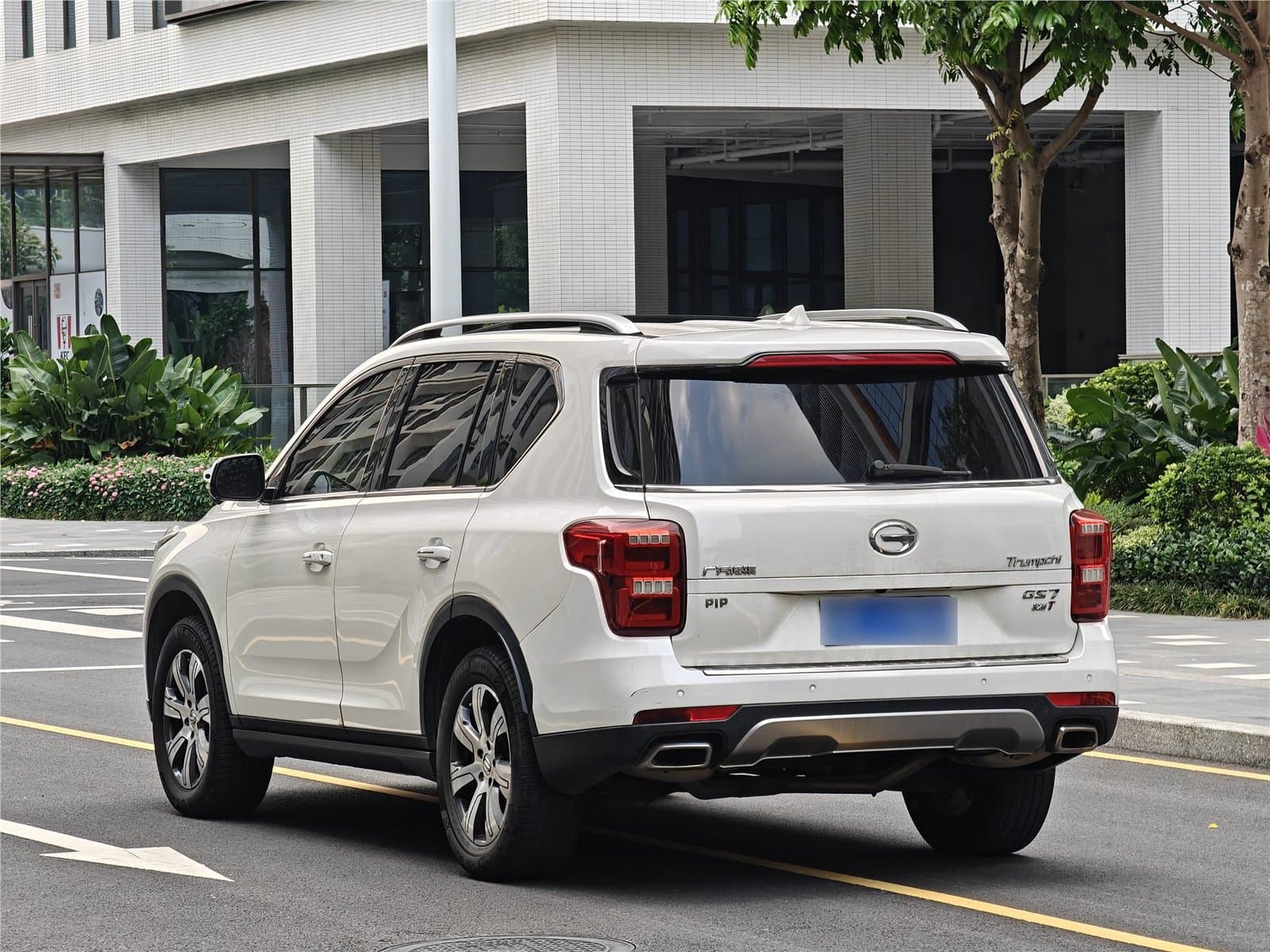 2017 GAC Trumpchi GS7 320T 2WD Used Car gallery