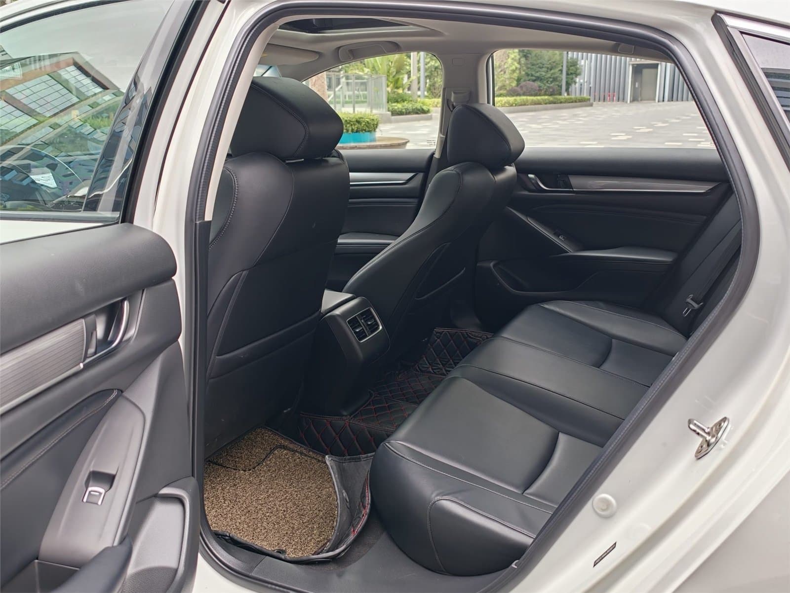 2018 Honda Accord 260TURBO Elite Edition China VI Used Car gallery