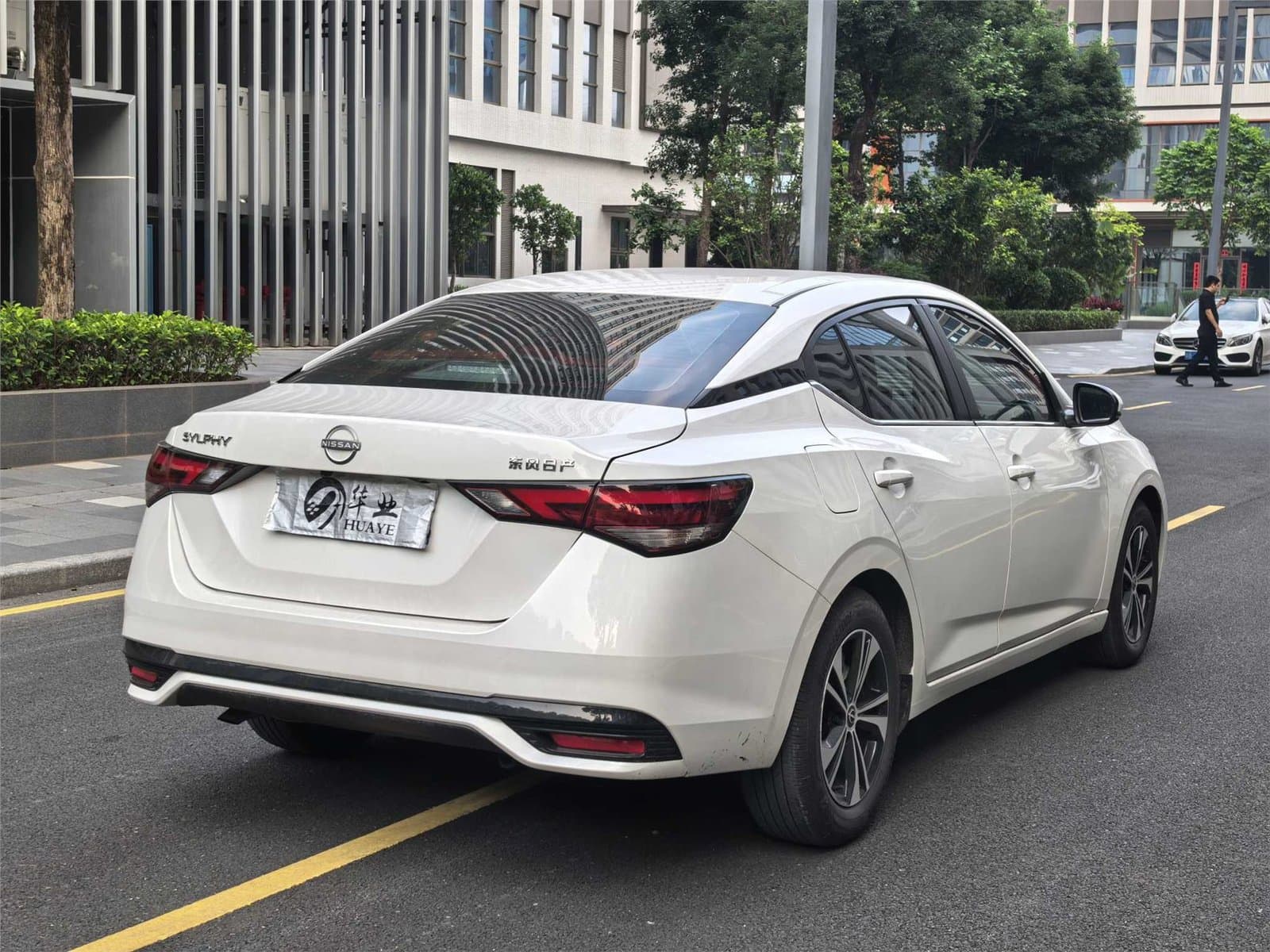 2023 Nissan Sylphy Facelift 1.6L CVT Enjoyment Edition Used Car gallery