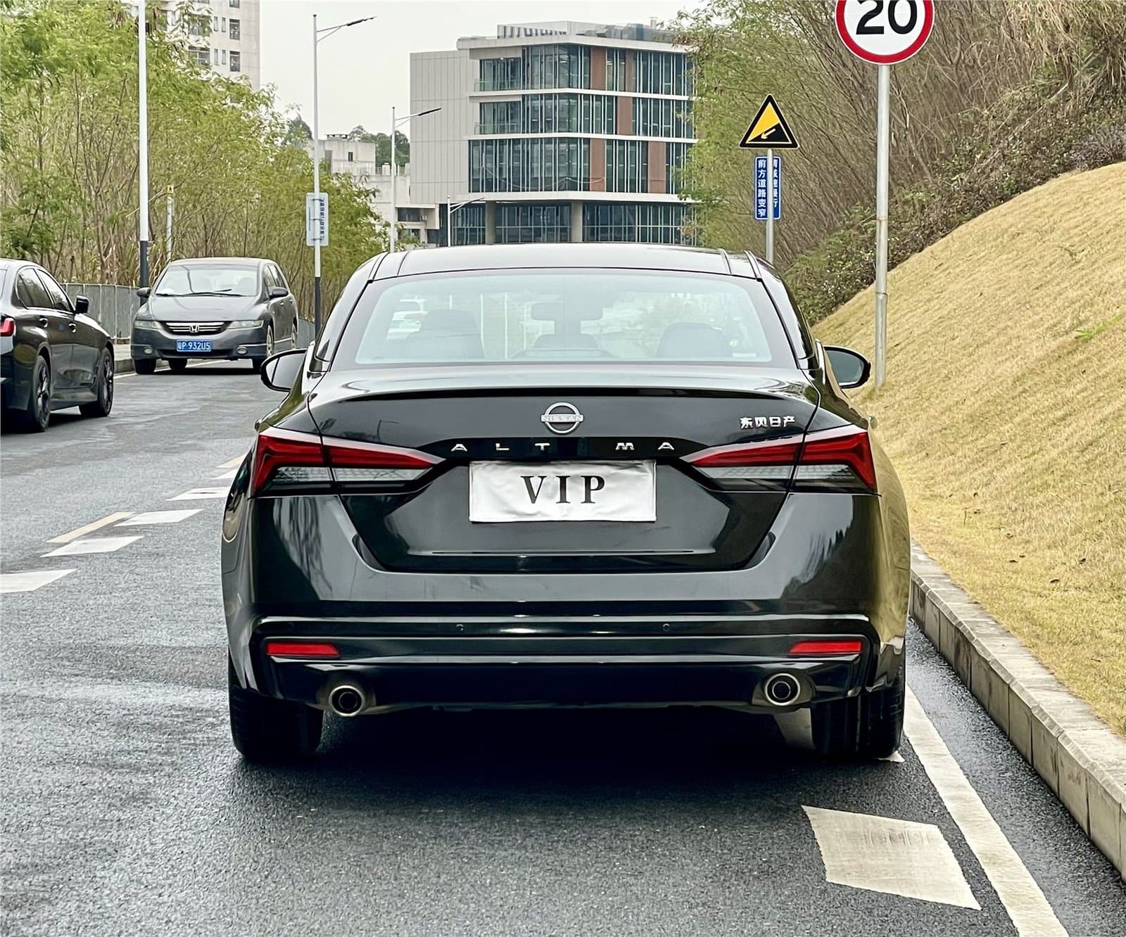 2022 Nissan Teana 2.0L XL-TLS Enjoyment Edition Used Car gallery