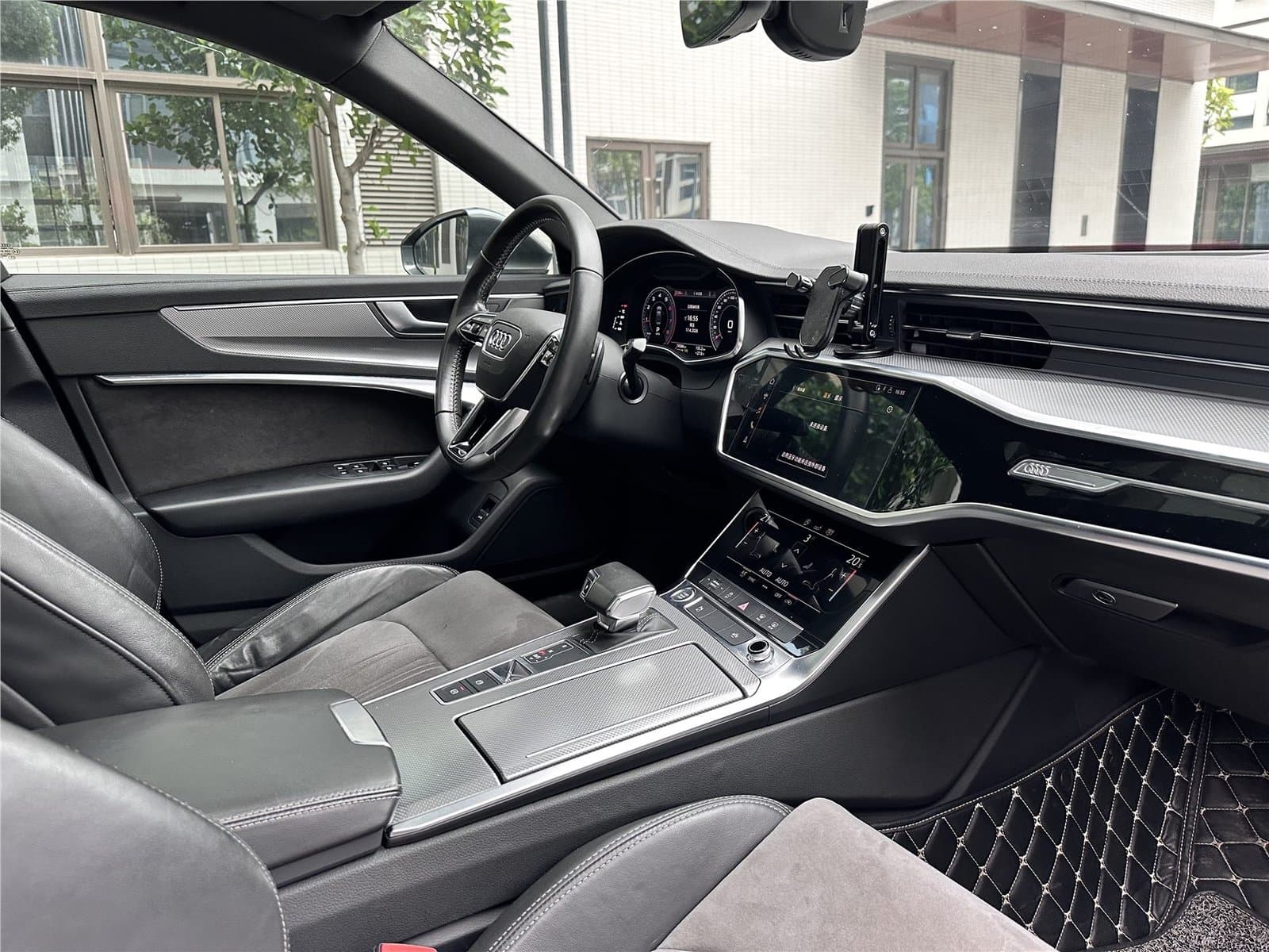 2019 Audi A6L 40TFSI Used Car gallery