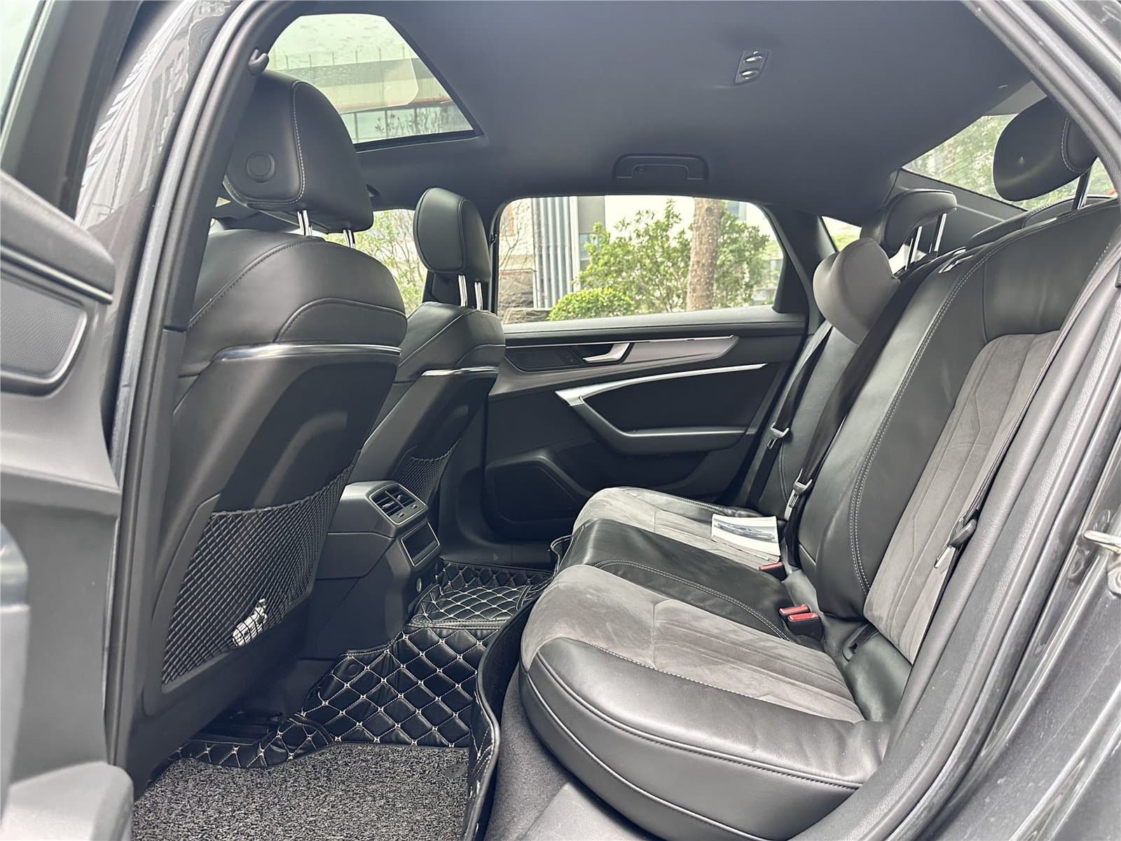 2019 Audi A6L 40TFSI Used Car gallery