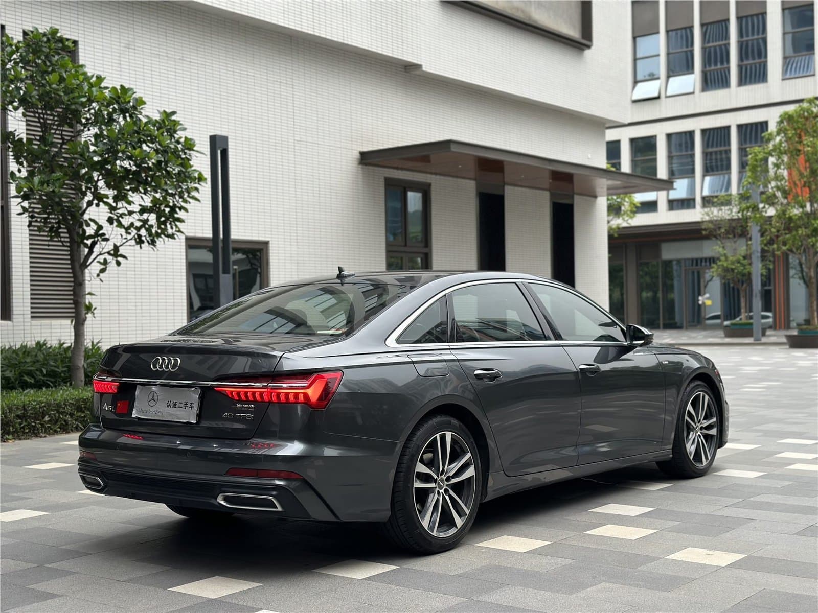 2019 Audi A6L 40TFSI Used Car gallery