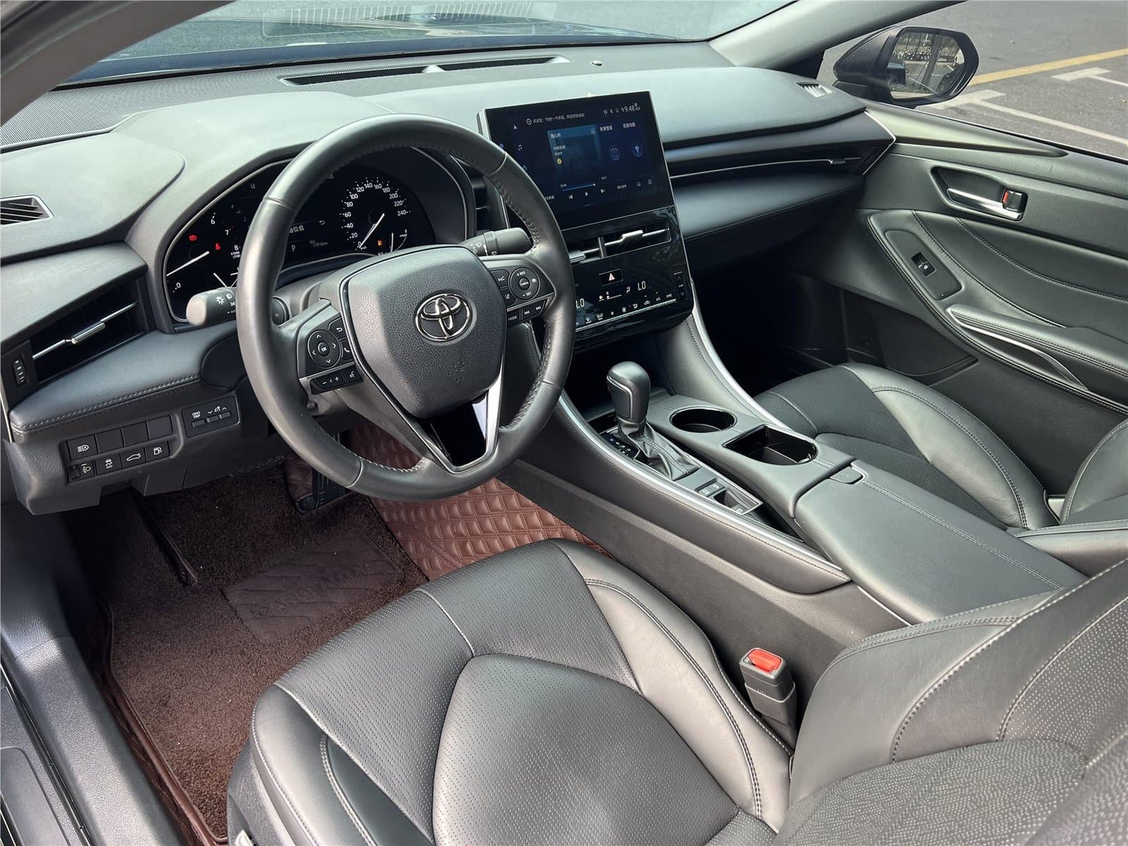 2023 Toyota Avalon 2.0L Luxury Edition Used Car gallery