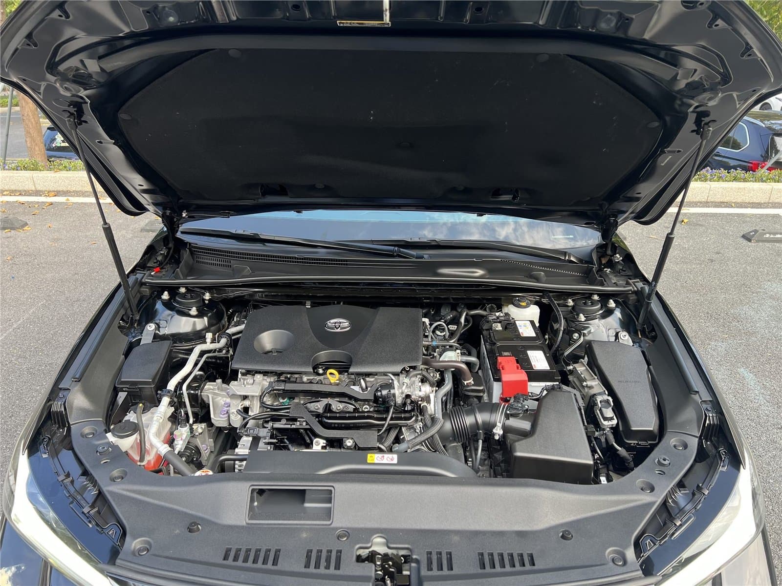 2023 Toyota Avalon 2.0L Luxury Edition Used Car gallery