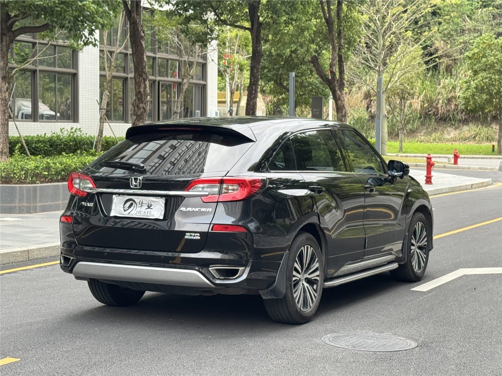 2017 Honda Avancier 370TURBO 2WD Luxury Edition Used Car gallery
