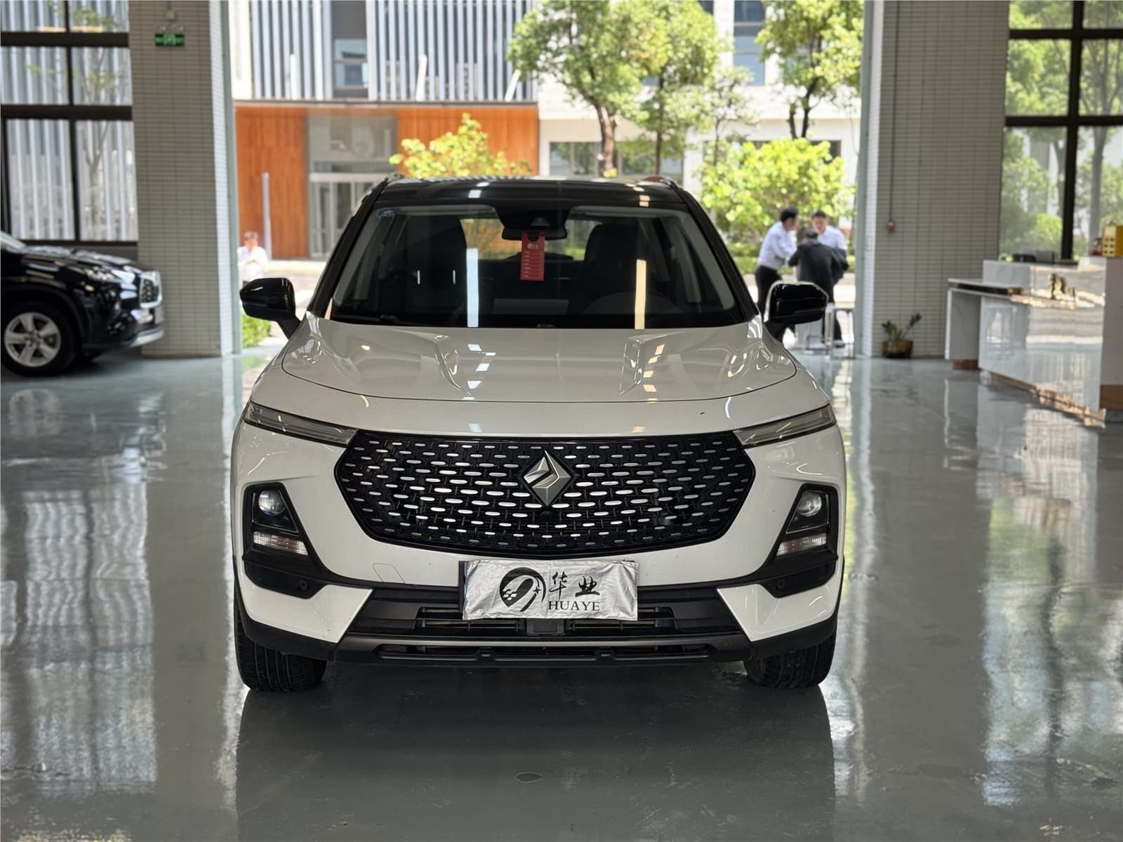 2019 Baojun RS-5 1.5T CVT Premium Edition China VI Used Car gallery