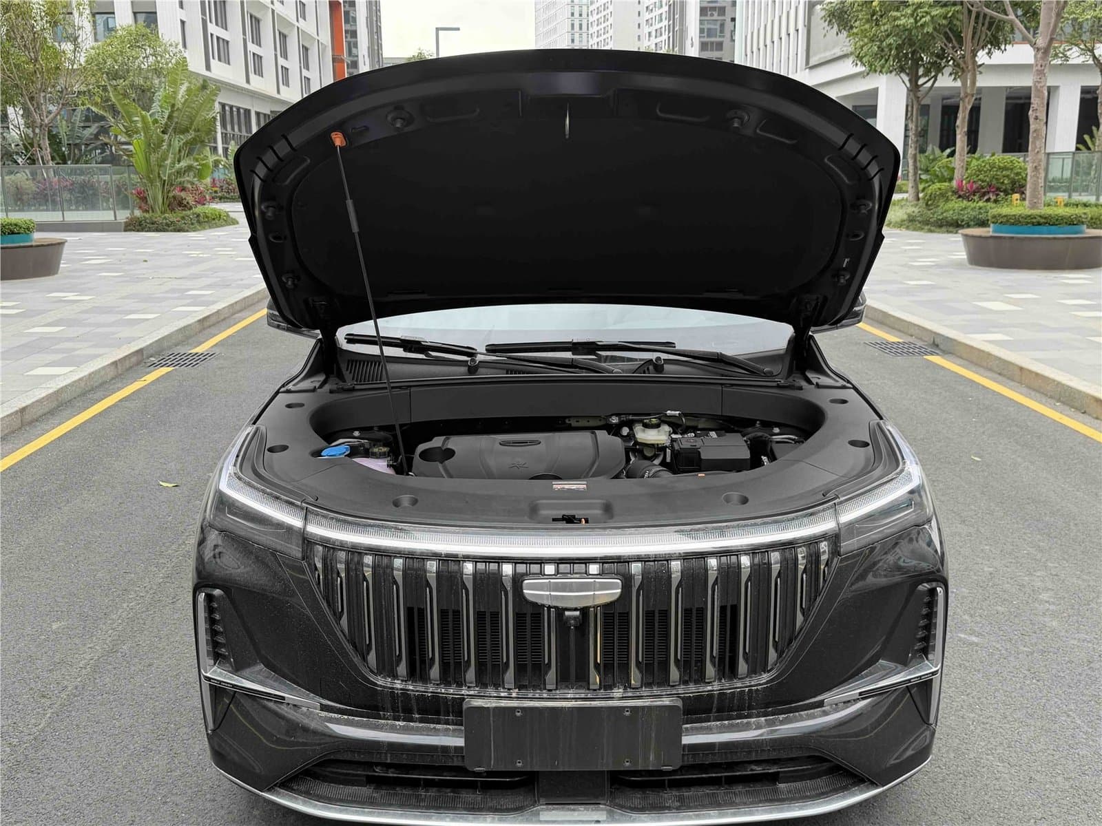 2025 Geely Boyue L 1.5TD DCT Used Car gallery