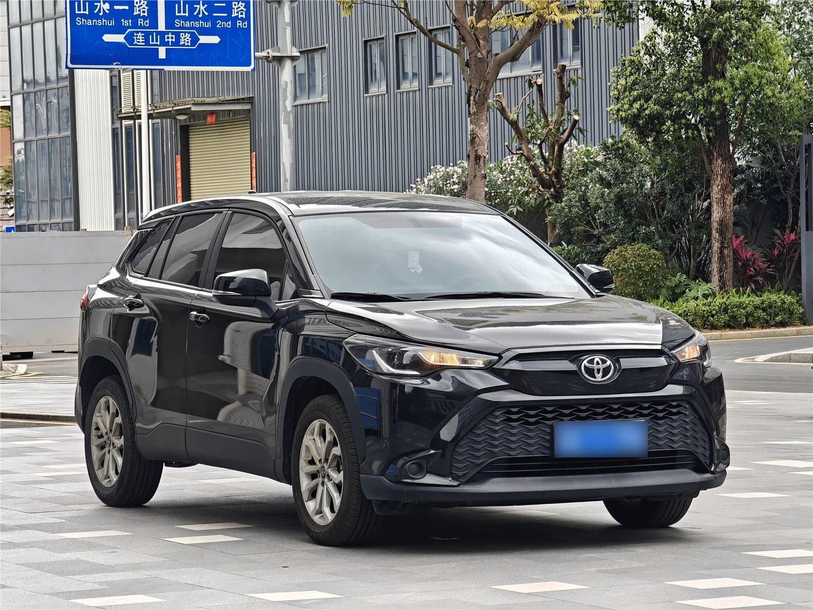 2024 Toyota Frontlander 2.0L CVT Elite Edition Used Car gallery
