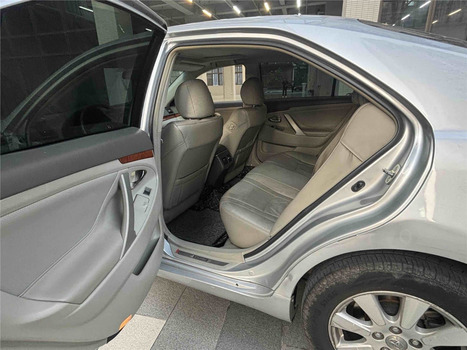 2007 Toyota Camry 200G Luxury Edition Used Car gallery