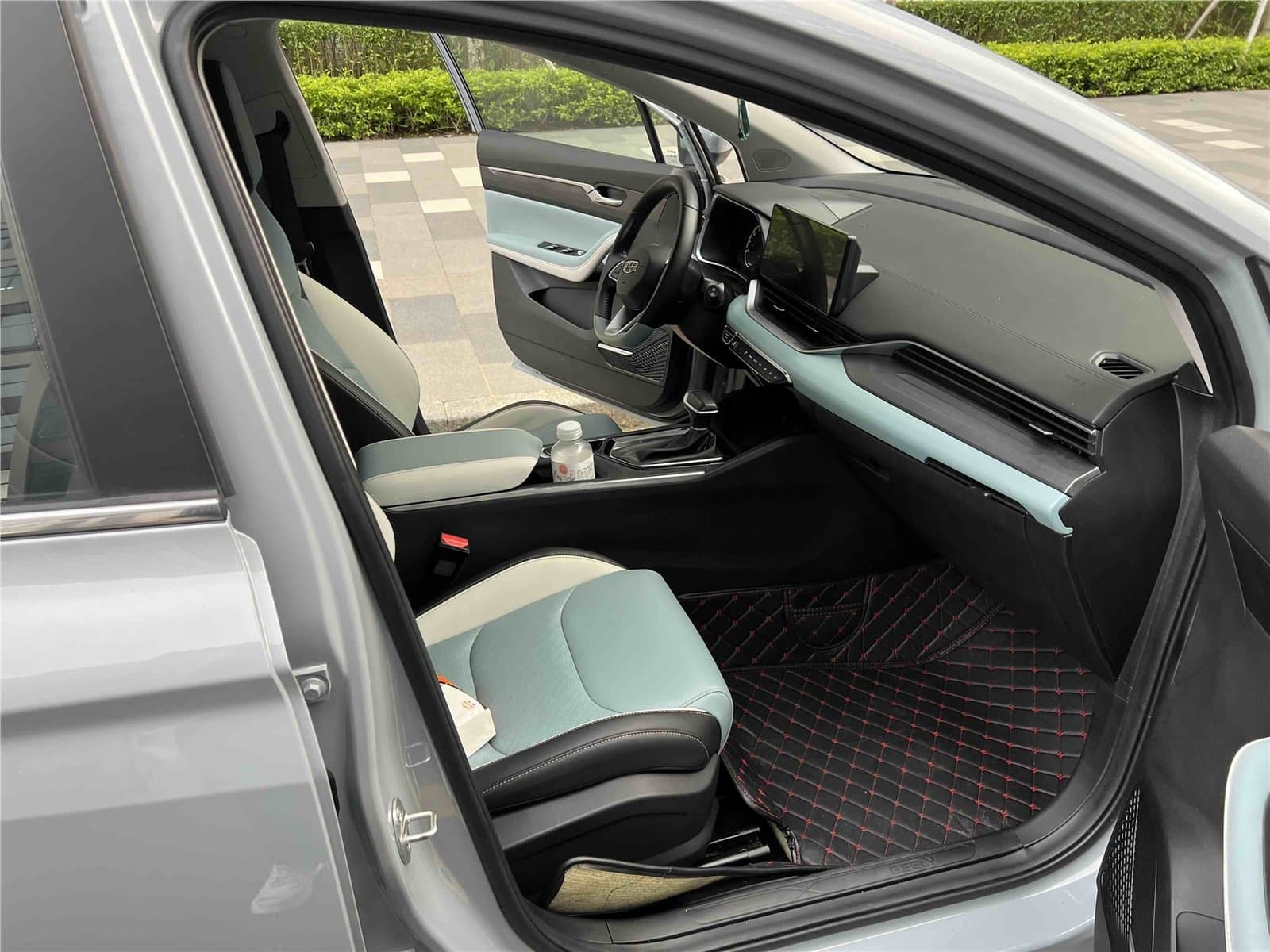 2022 Geely Emgrand S 1.4T CVT Cross Player Edition Used Car gallery