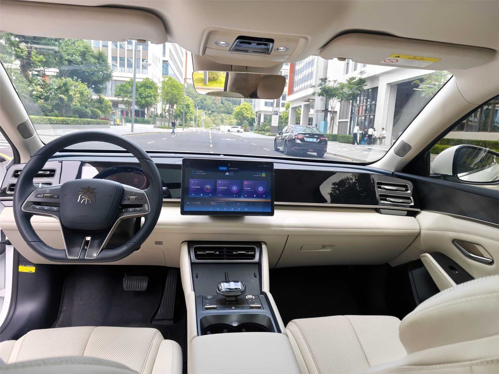 2024 BYD Qin L DM-i 120KM Used Car gallery