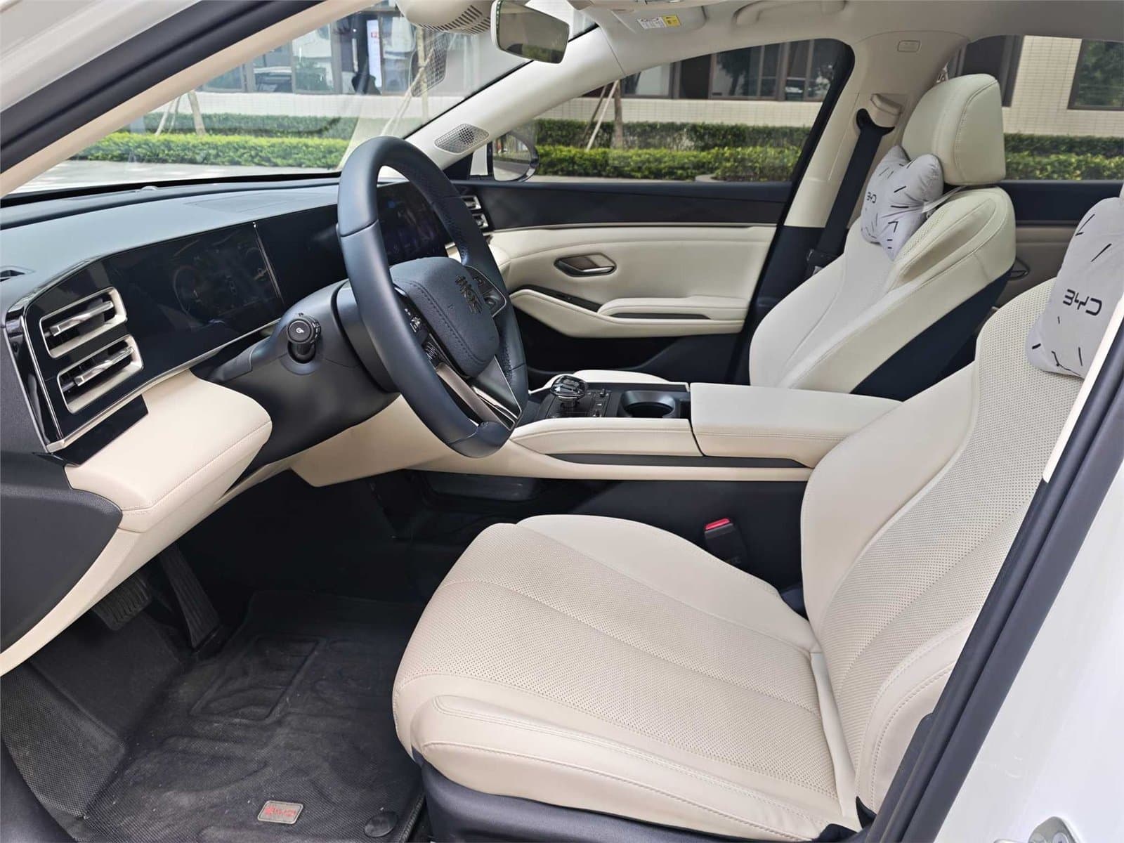 2024 BYD Qin L DM-i 120KM Used Car gallery