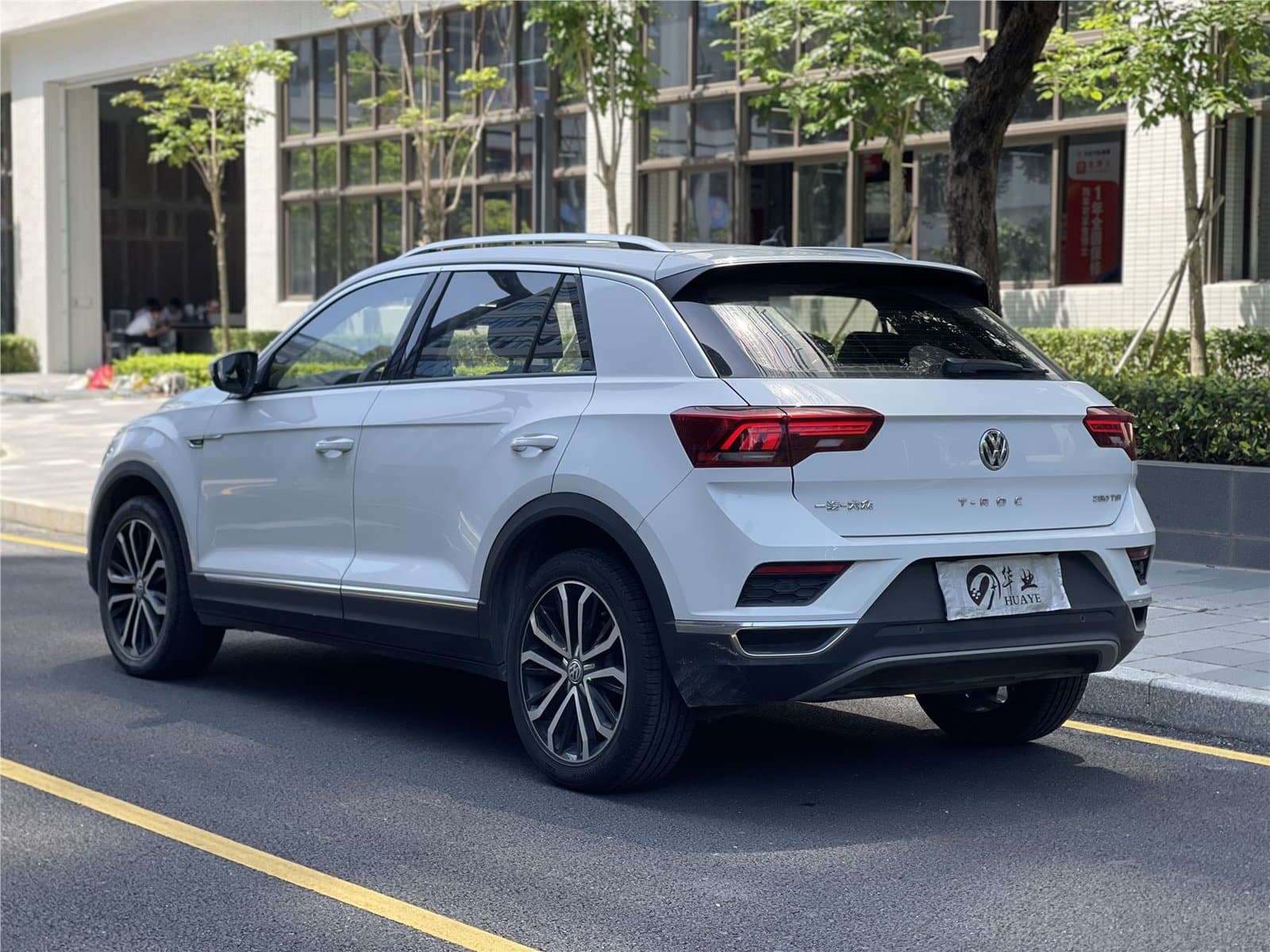 2020 Volkswagen T-ROC 280TSI DSG2WD Used Car gallery
