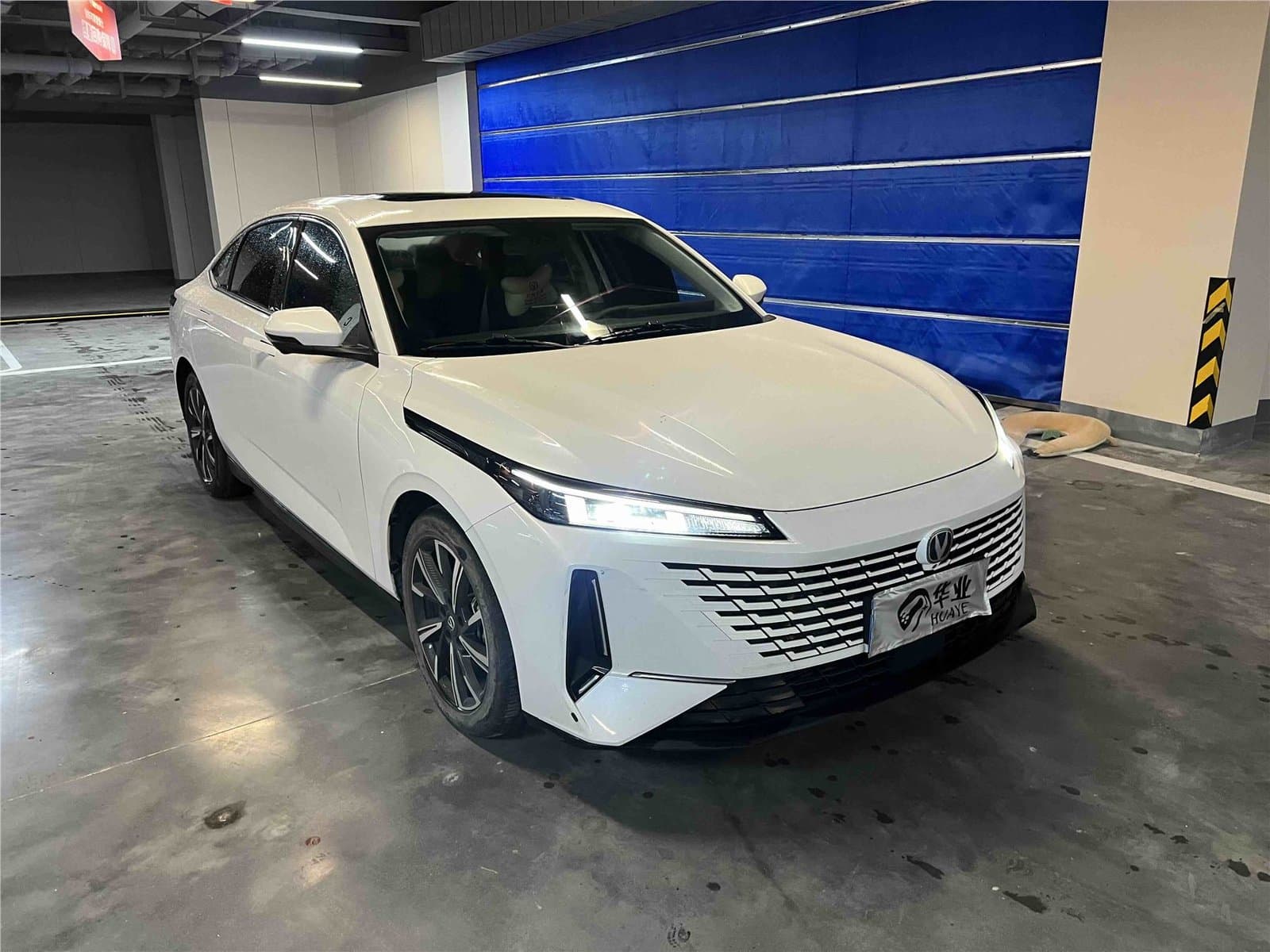 2023 Changan Lamore NE 1.5T GDI DCT Used Car gallery