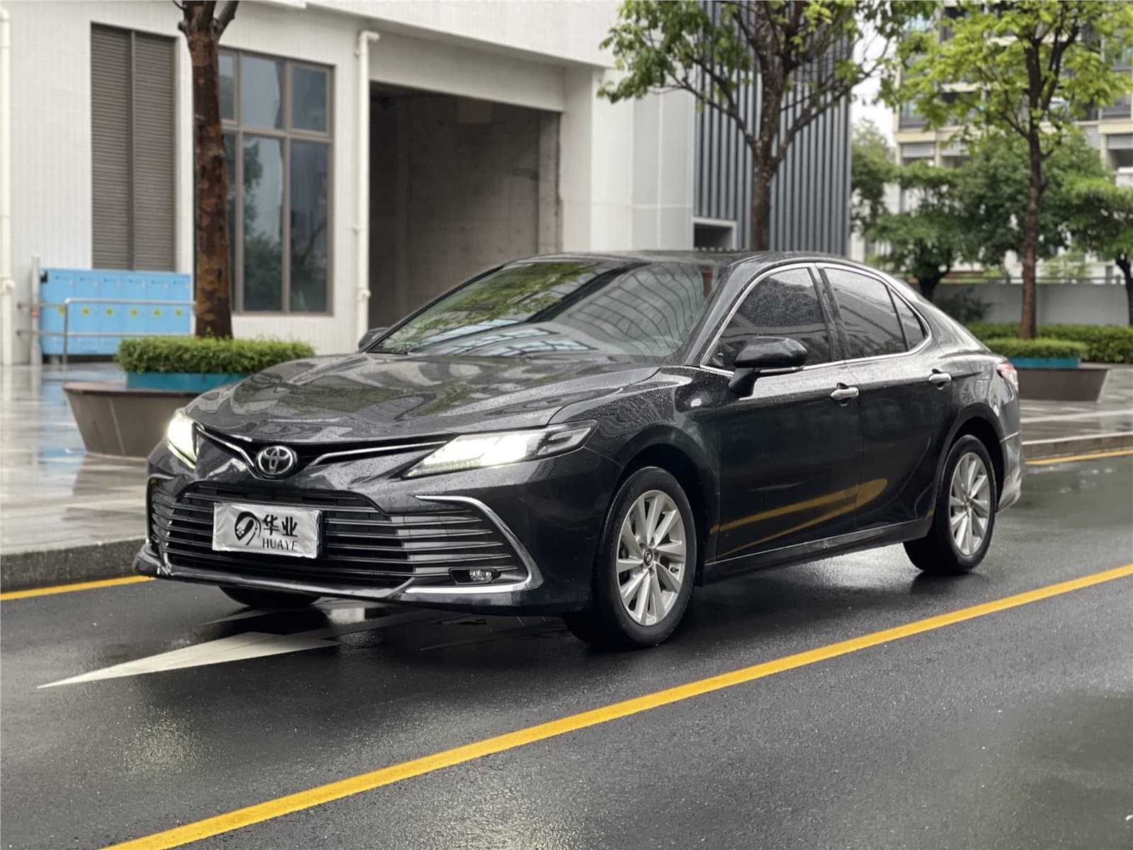 2021 Toyota Camry 2.0G Luxury Edition China VI Used Car