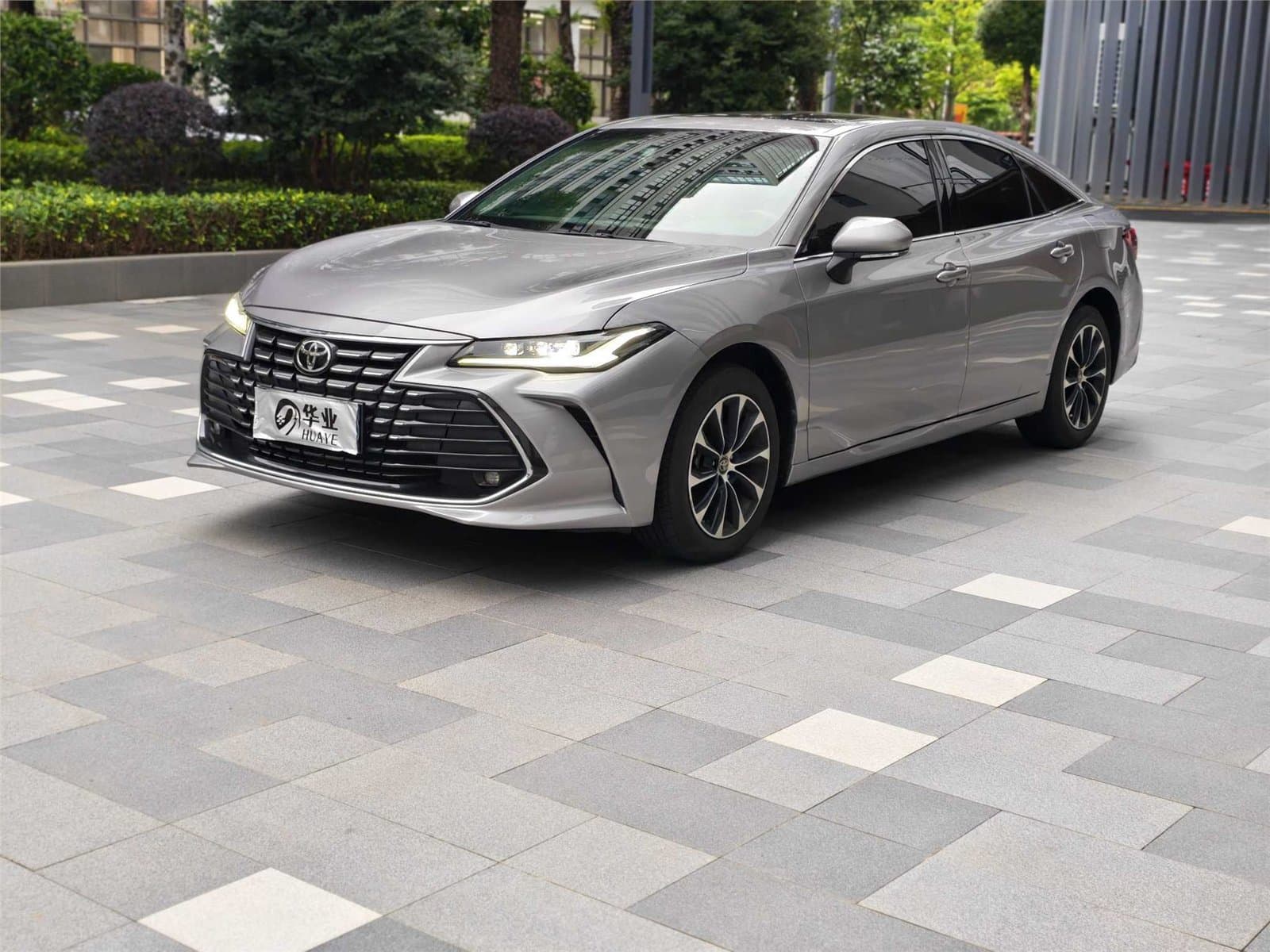 2023 Toyota Avalon 2.0L Used Car