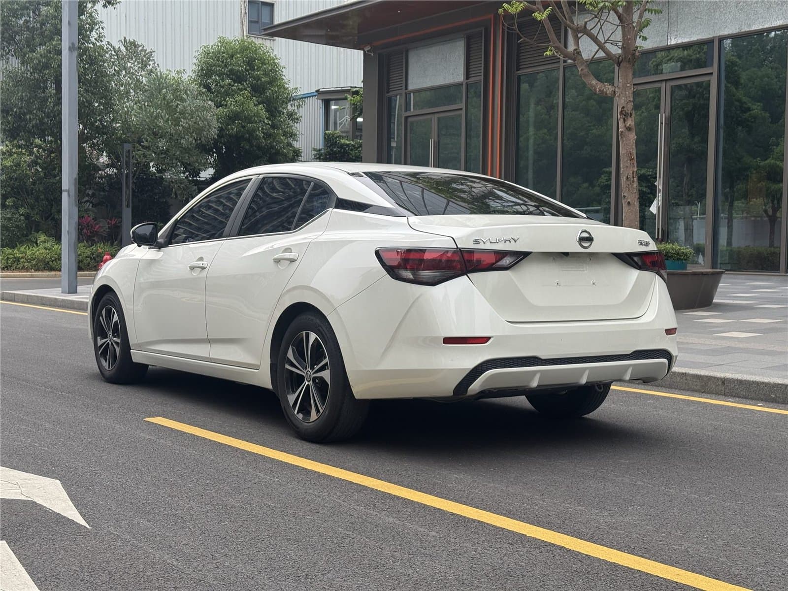 2021 Nissan Sylphy 1.6L XL CVT Enjoyment Edition China VI Used Car gallery