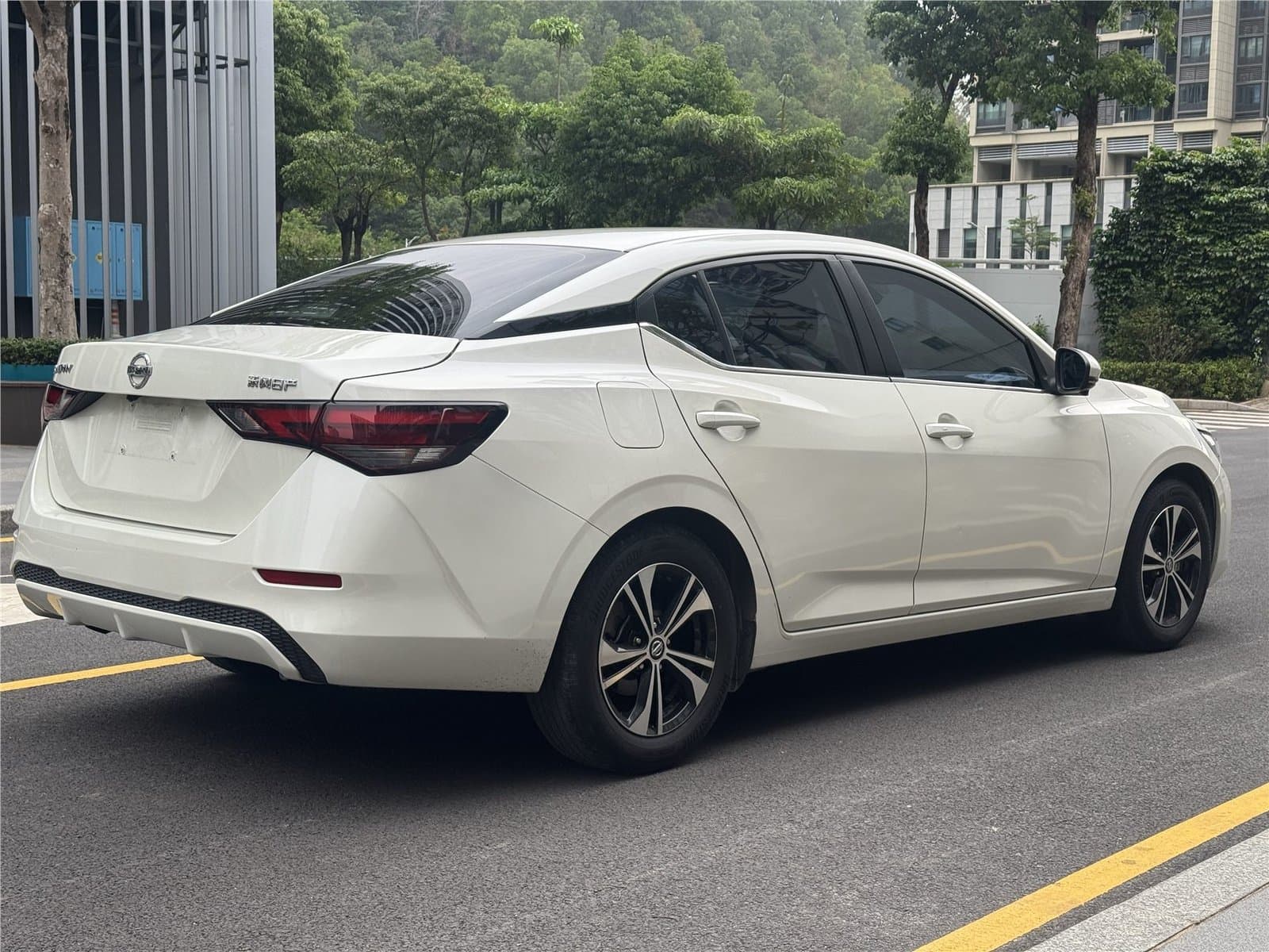 2021 Nissan Sylphy 1.6L XL CVT Enjoyment Edition China VI Used Car gallery