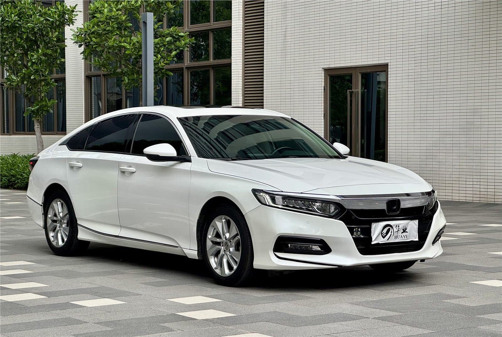 2018 Honda Accord 260TURBO Elite Edition China VI Used Car gallery